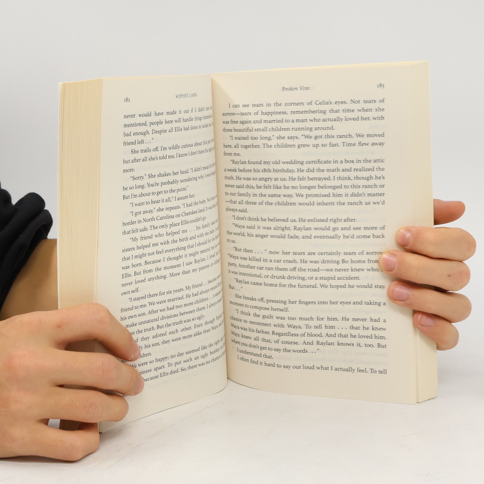 Sophie Lark Broken Vow: Illustrated Edition