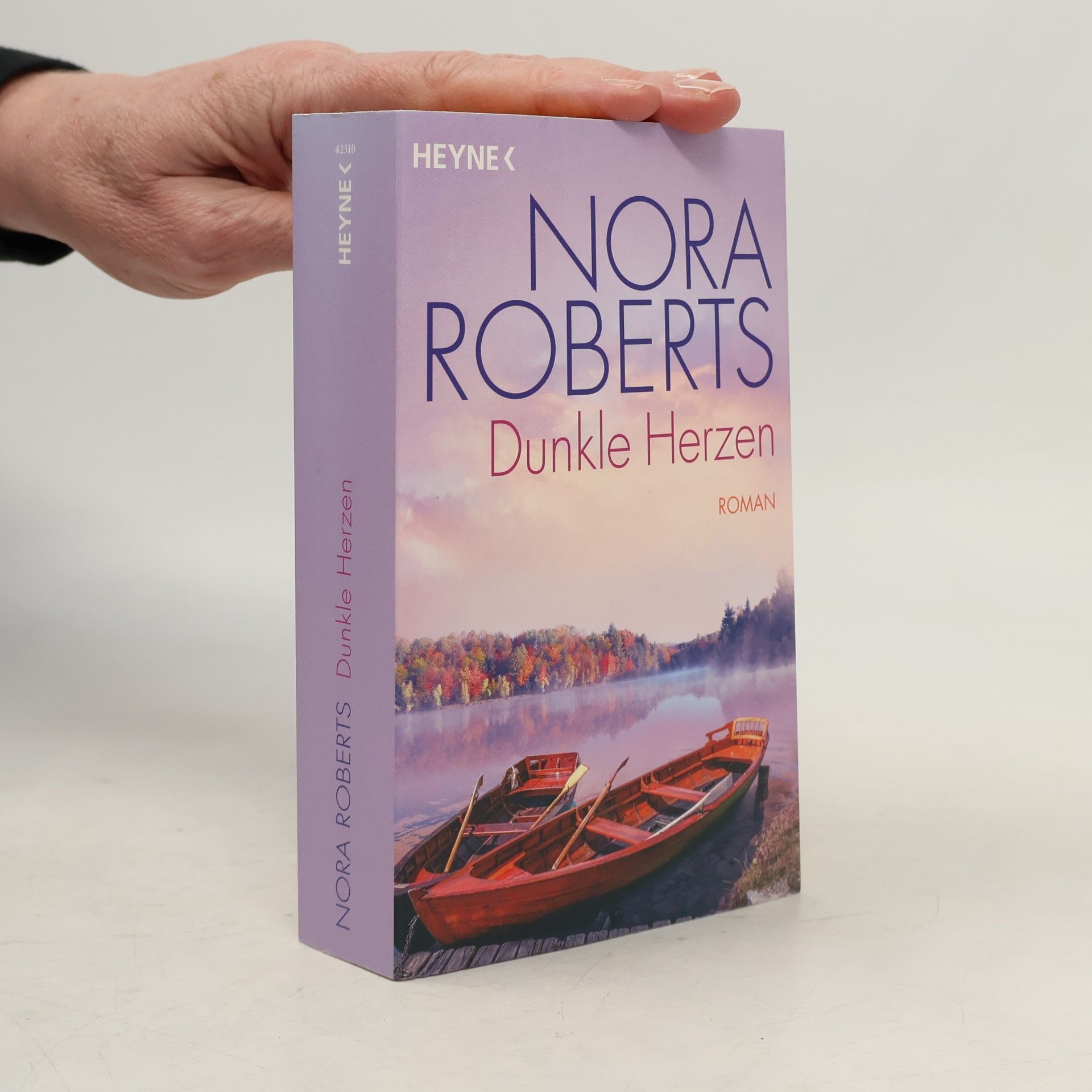 Nora Roberts Dunkle Herzen