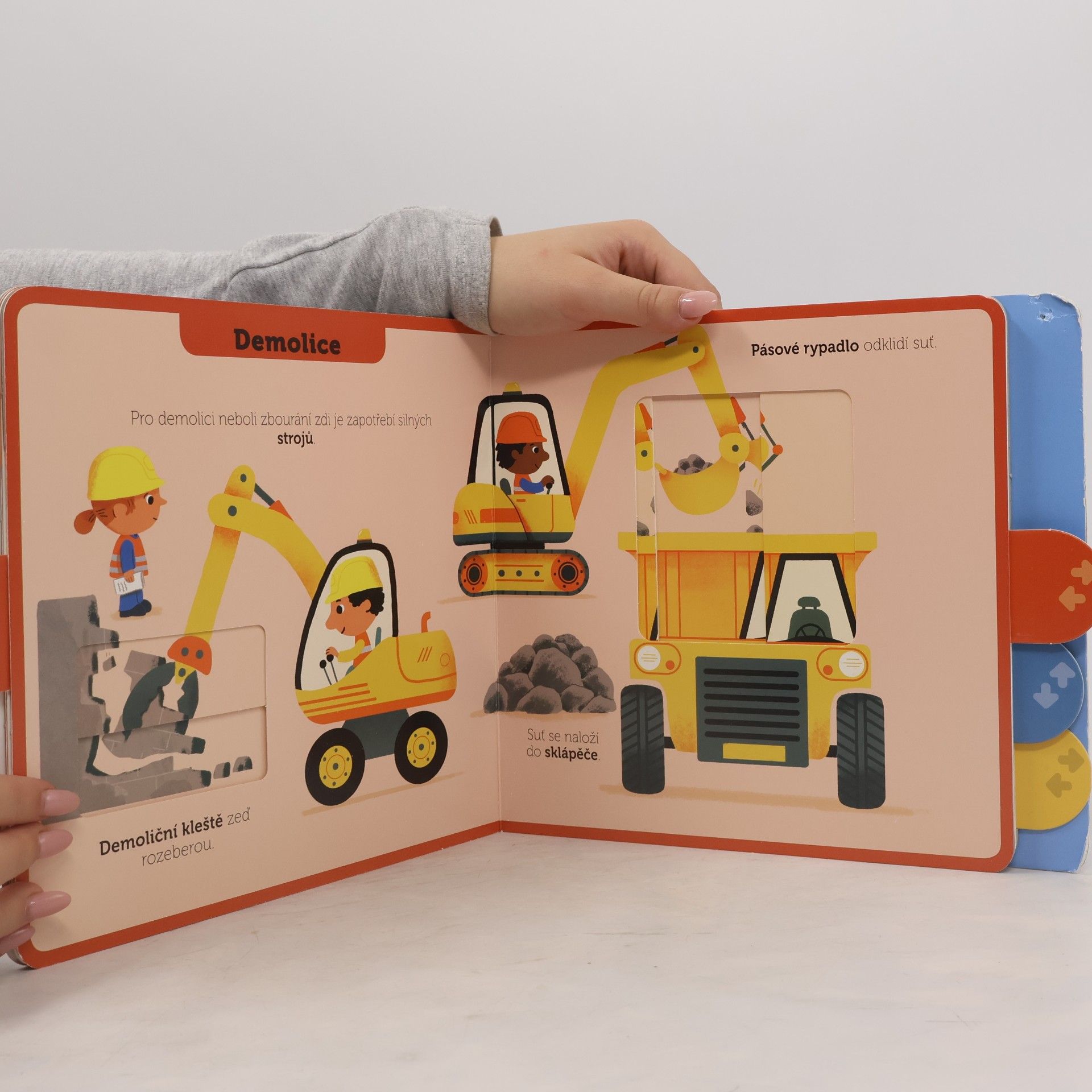 Various authors Na stavbě - moje knížka s pohyblivými prvky