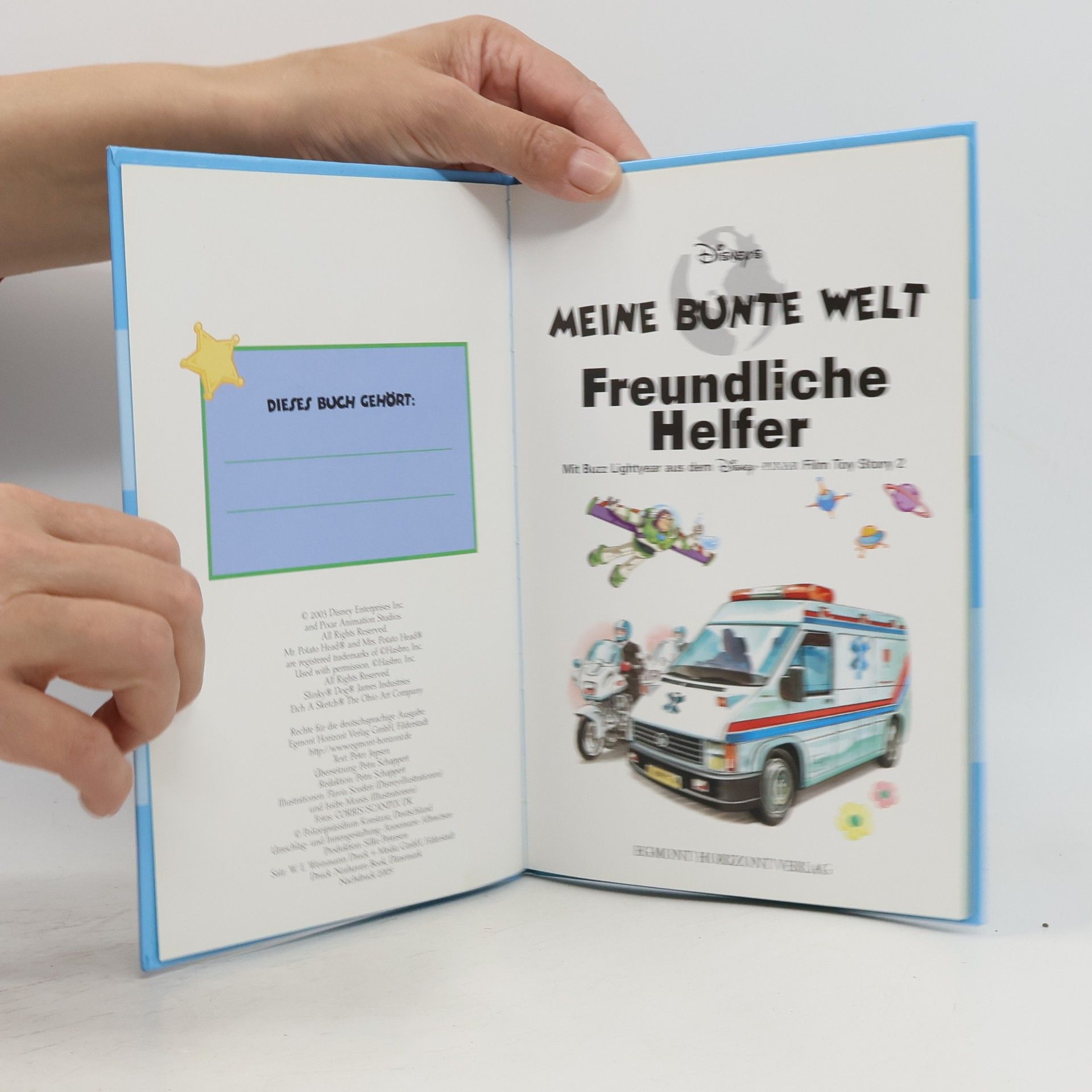 kolektiv Freundliche Helfer