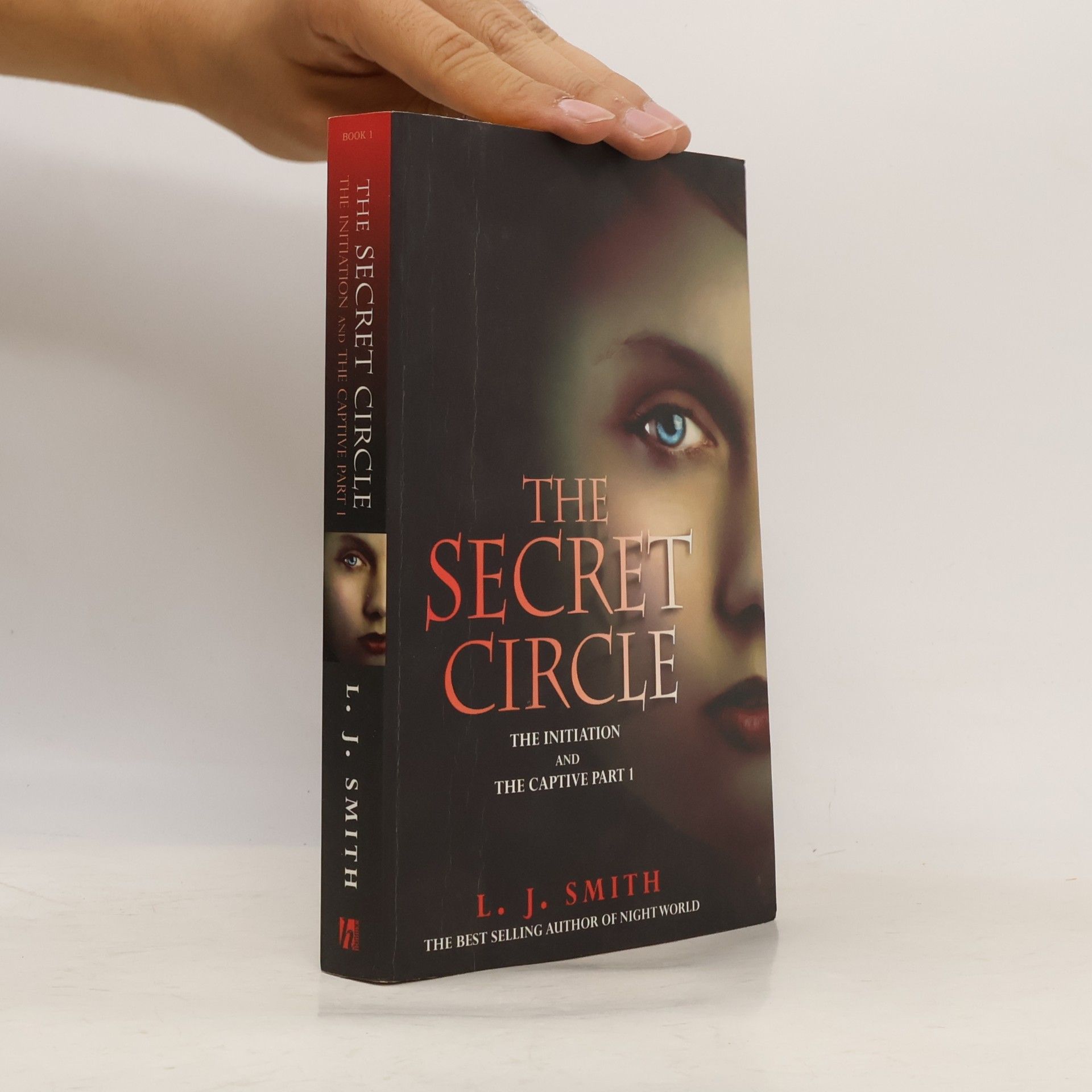 L. J. Smithová  The Secret Circle
