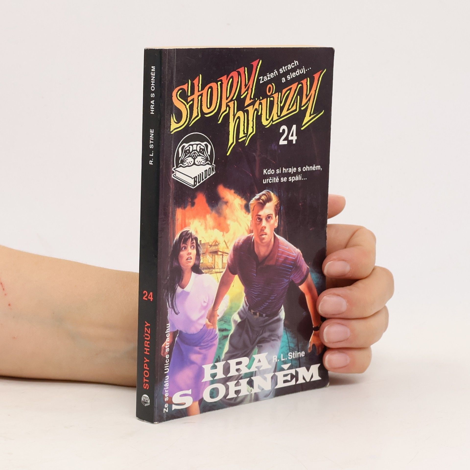 R. L. Stine Stopy hrůzy 24. Hra s ohněm