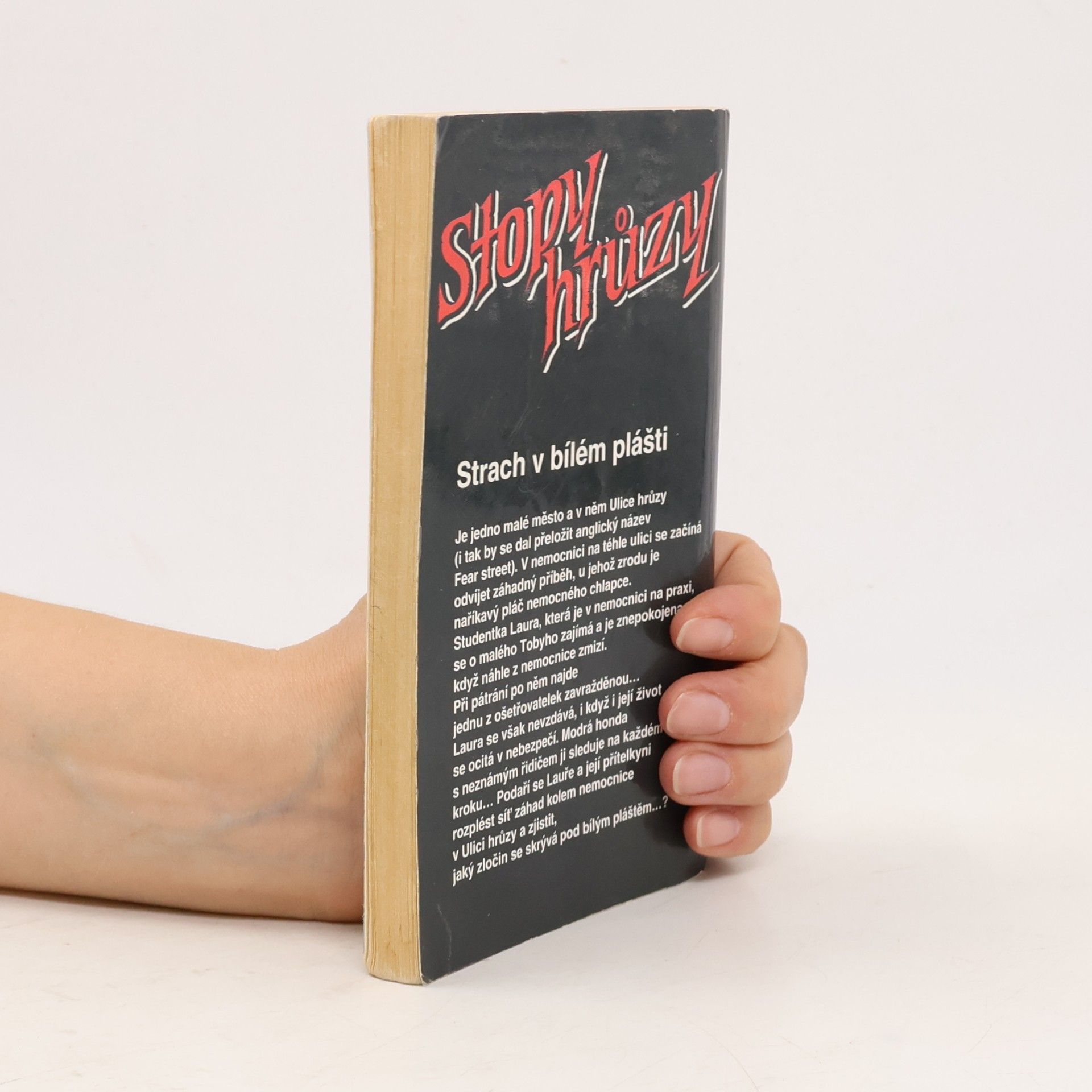 R. L. Stine Nůž. Stopy hrůzy 2