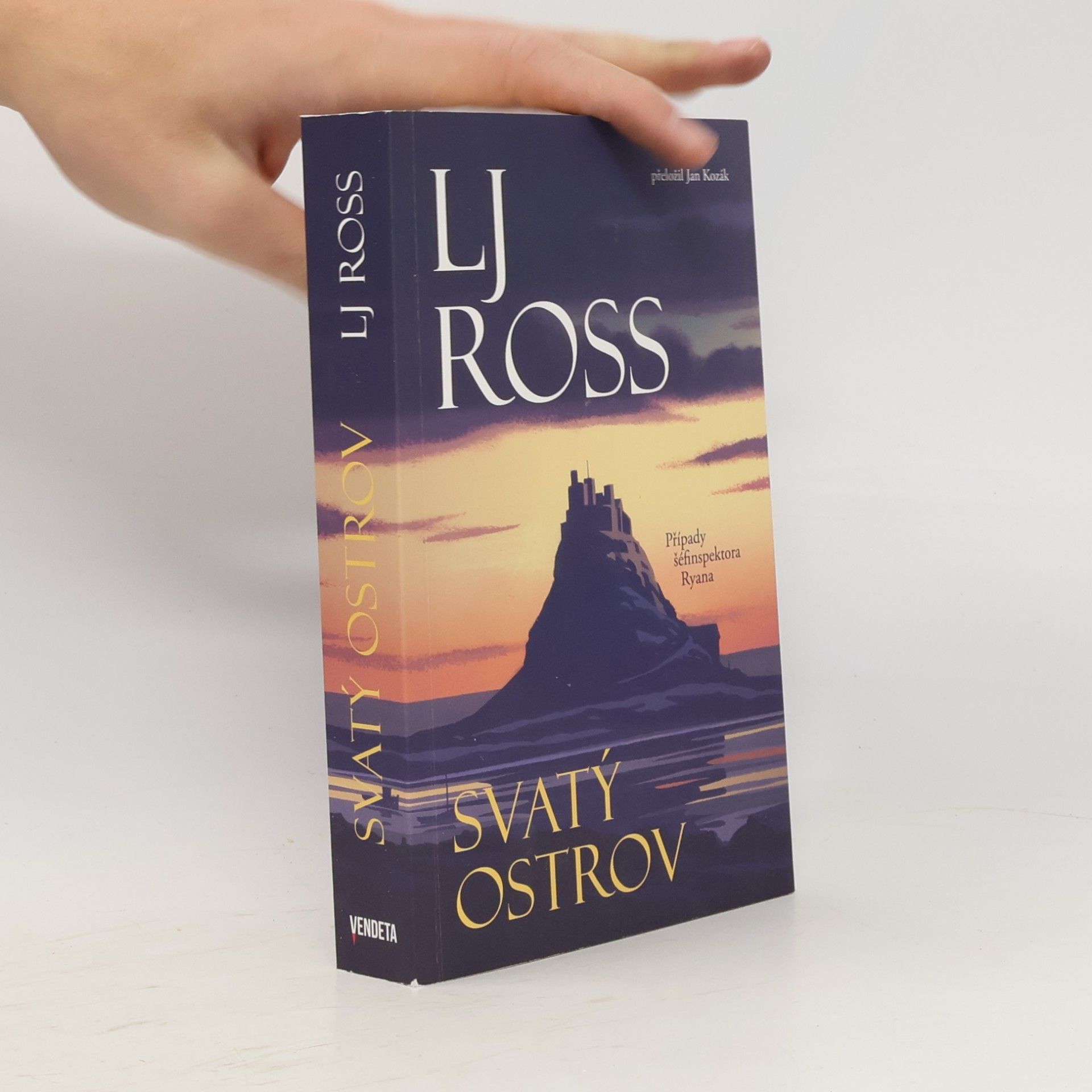 L. J. Ross Svatý ostrov