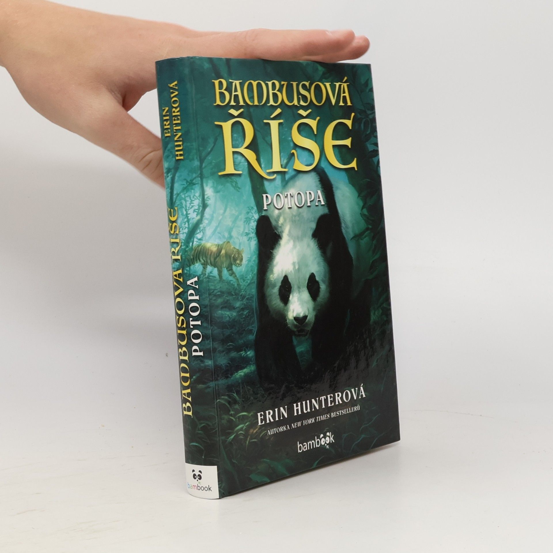 Erin Hunter Bambusová říše. Potopa
