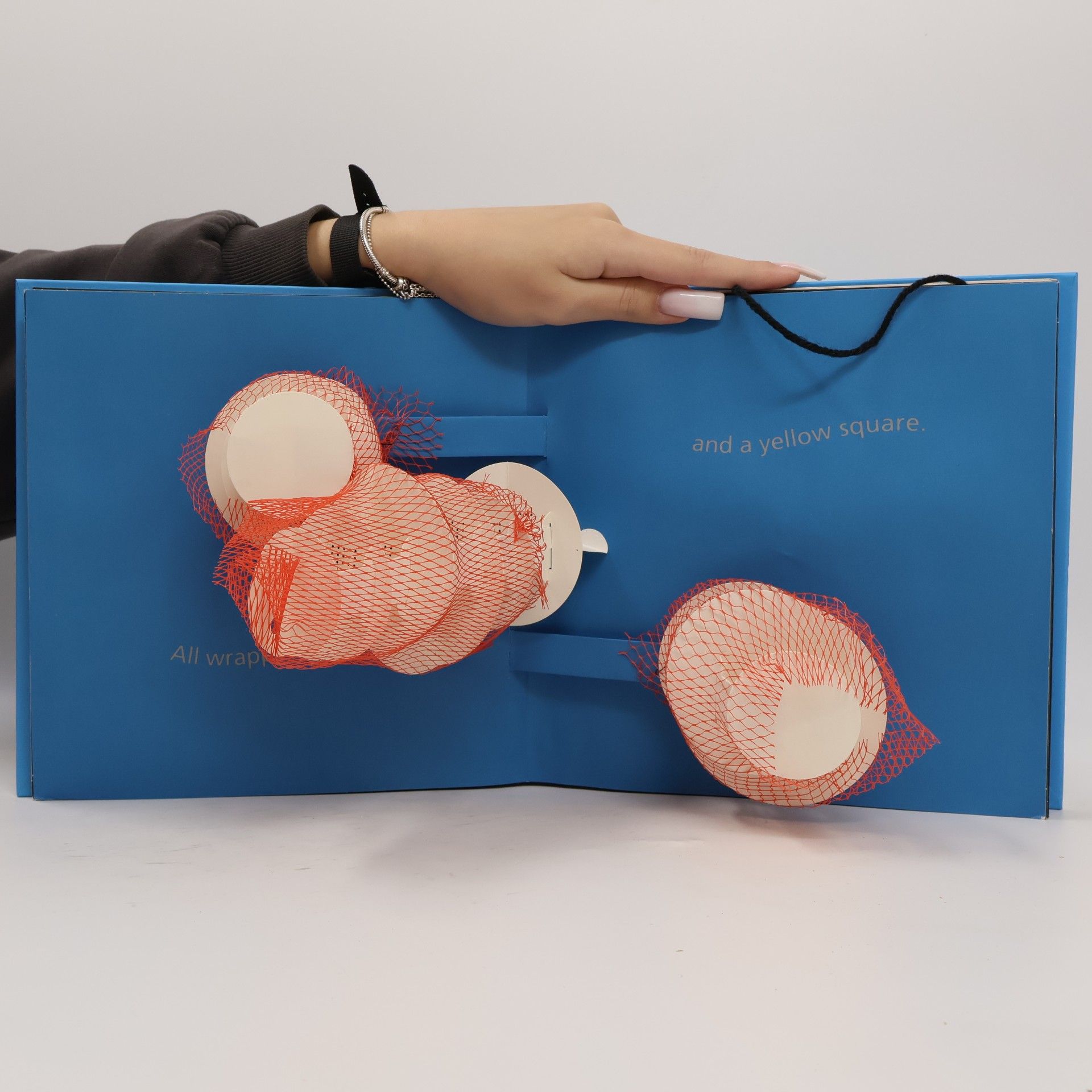 David A. Carter Yellow Square: A Pop-Up Book for Children of All Ages