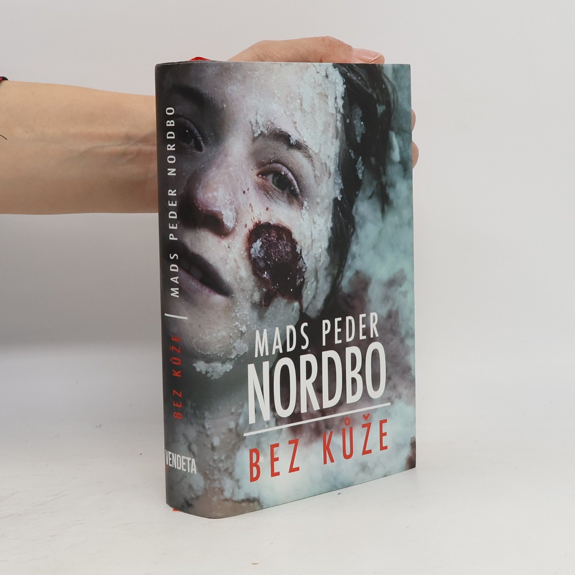Mads Peder Nordbo Bez kůže