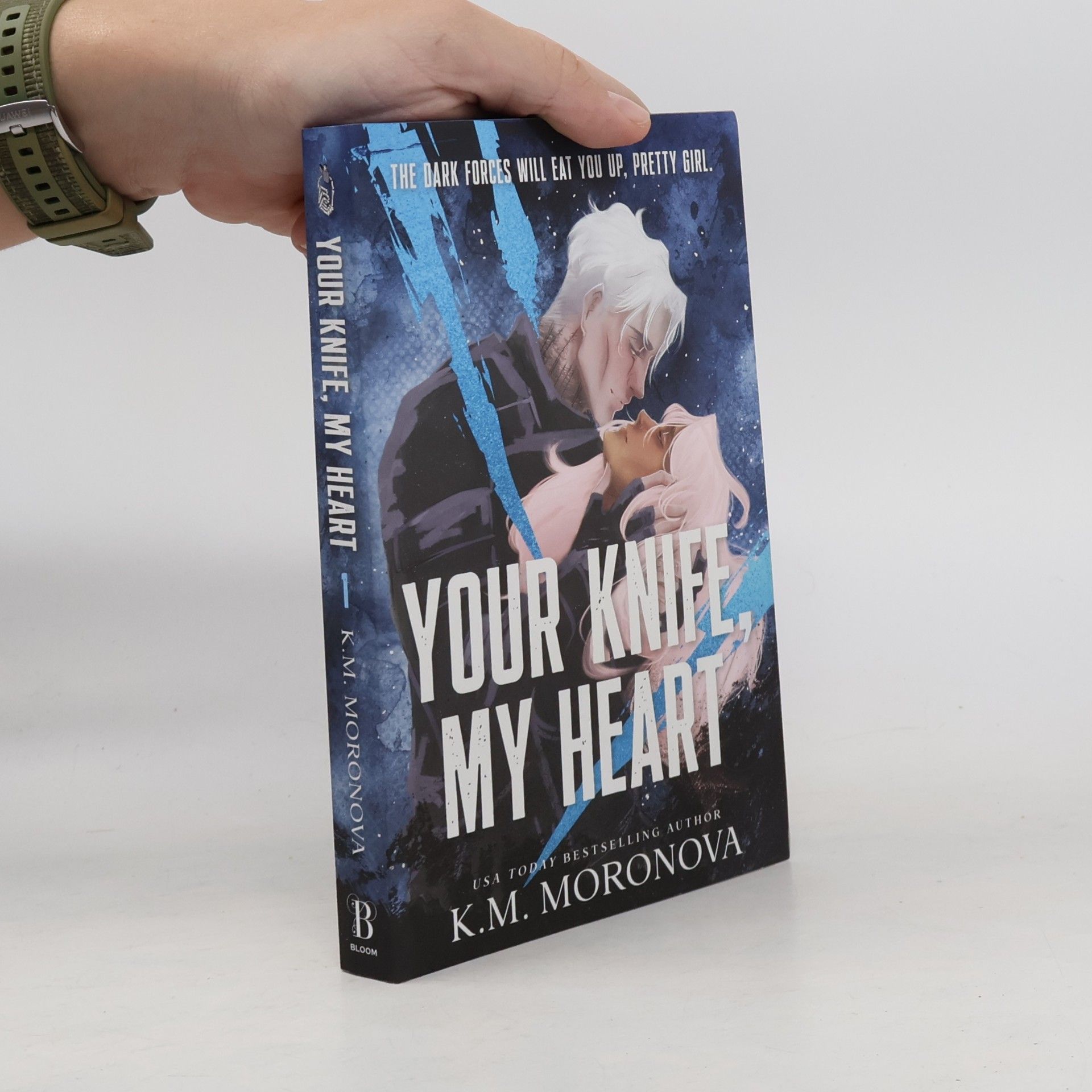 K M Moronova Dark Forces - 1: Your Knife, My Heart