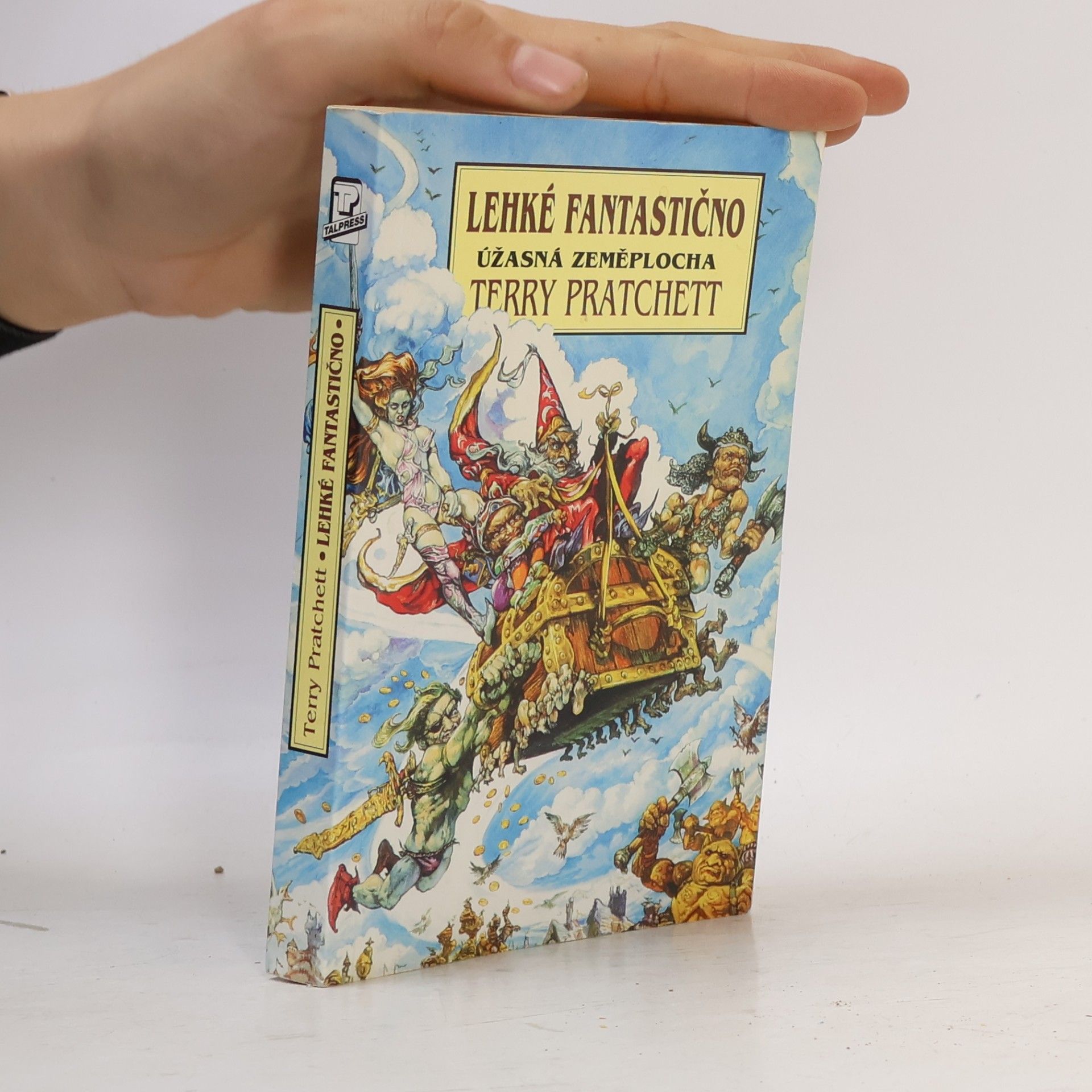Terry Pratchett Lehké fantastično