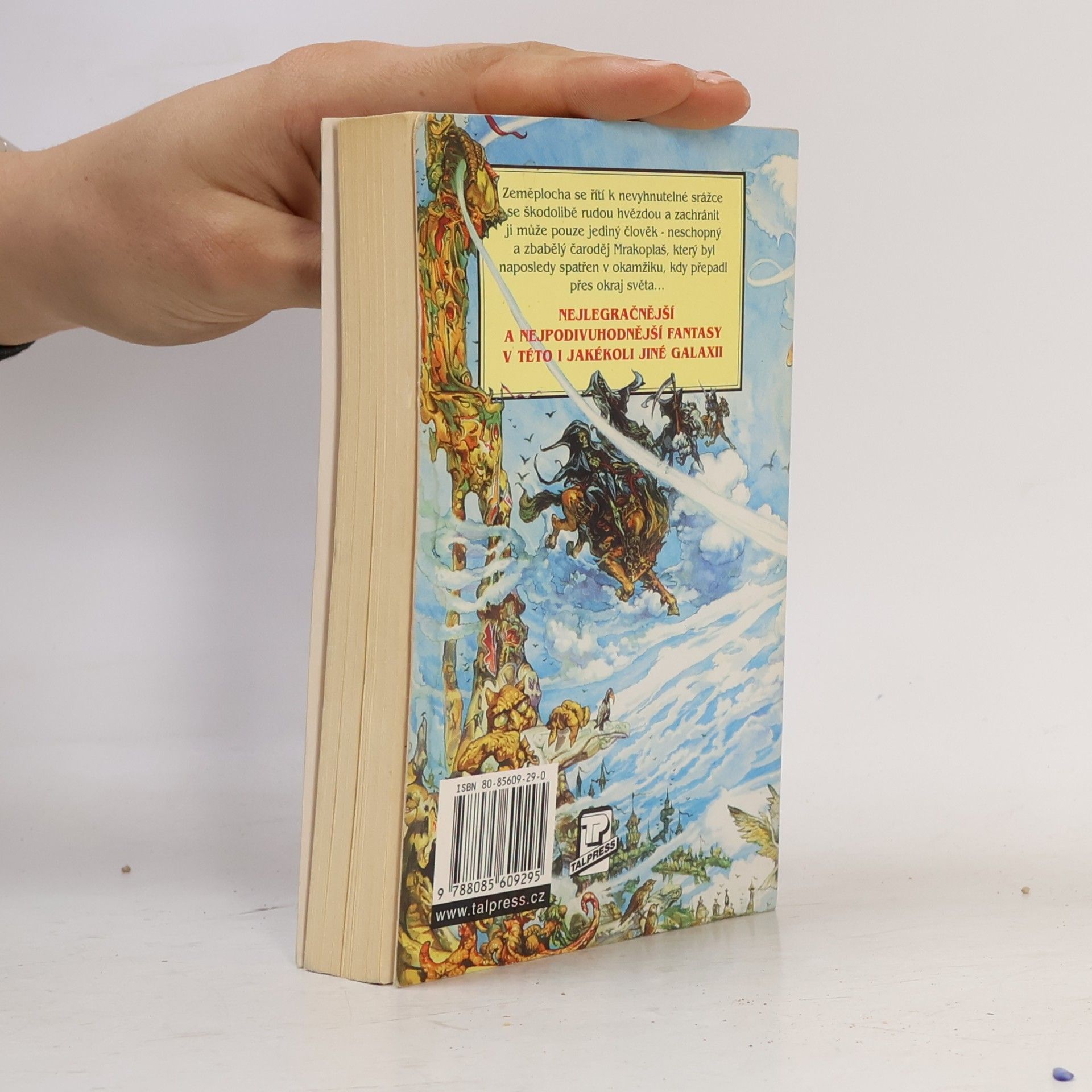 Terry Pratchett Lehké fantastično