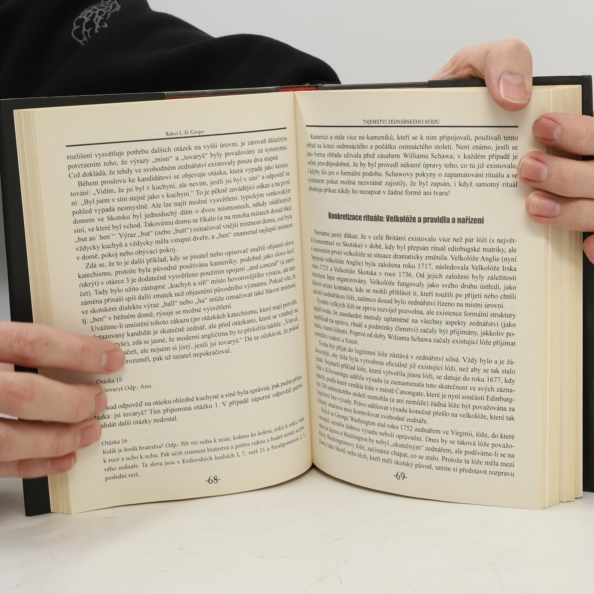 Robert L. D. Cooper Tajemství zednářského kódu. Bratrstvo v proměnách času