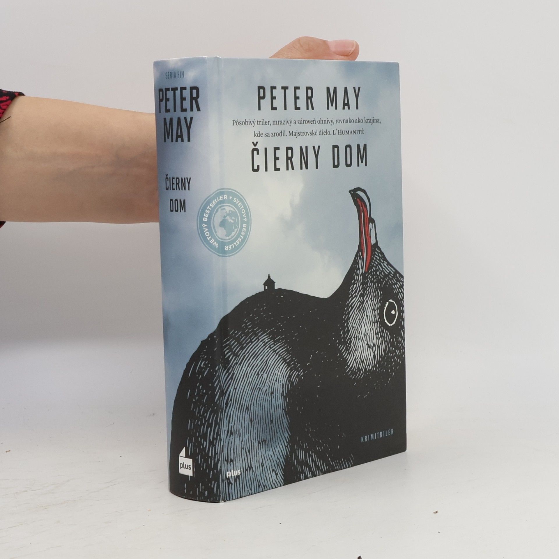 Peter May Čierny dom