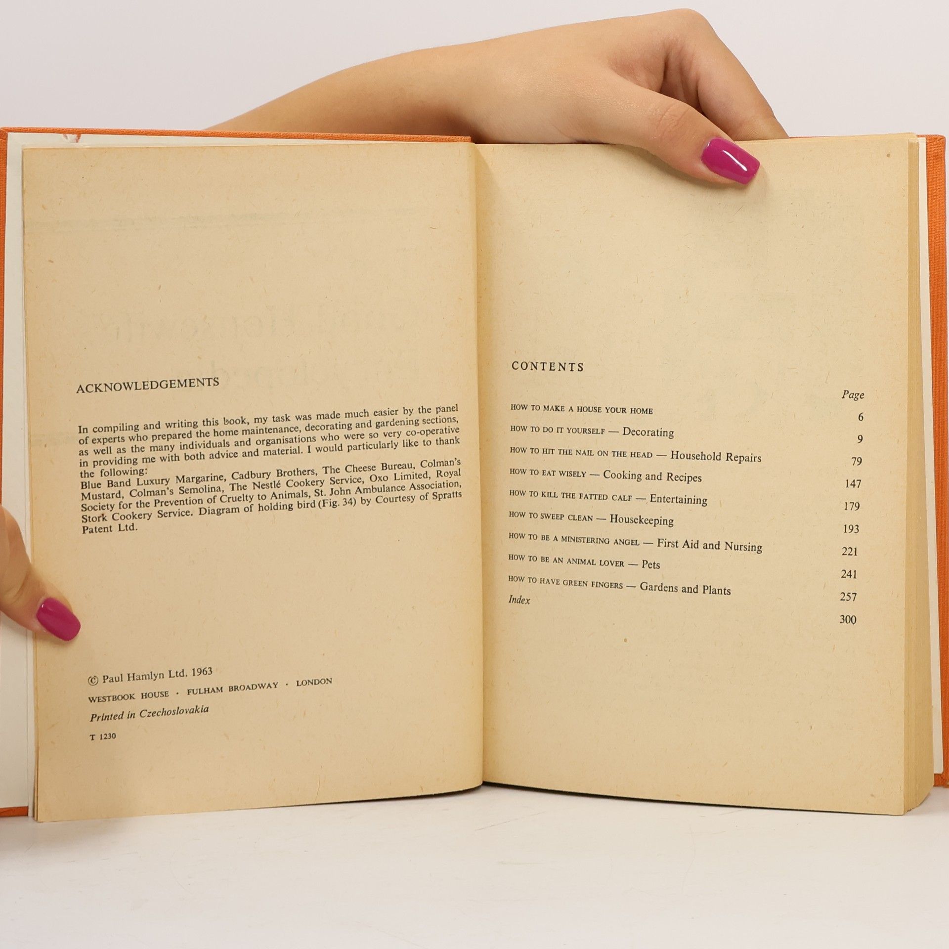 Pamela Fry The Good Housewife's Encyclopedia