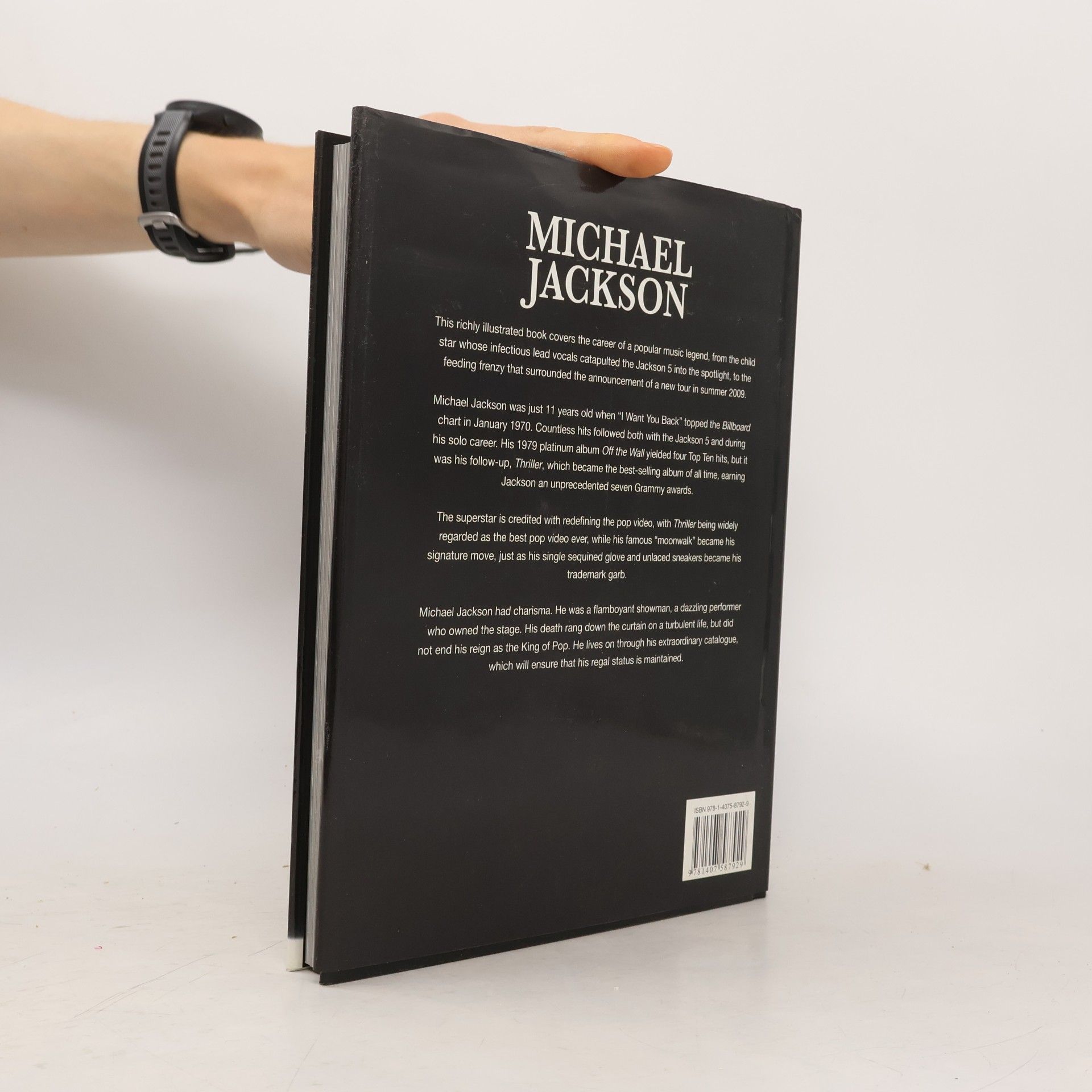 Tim Hill Michael Jackson: The Man In The Mirror 1958-2009