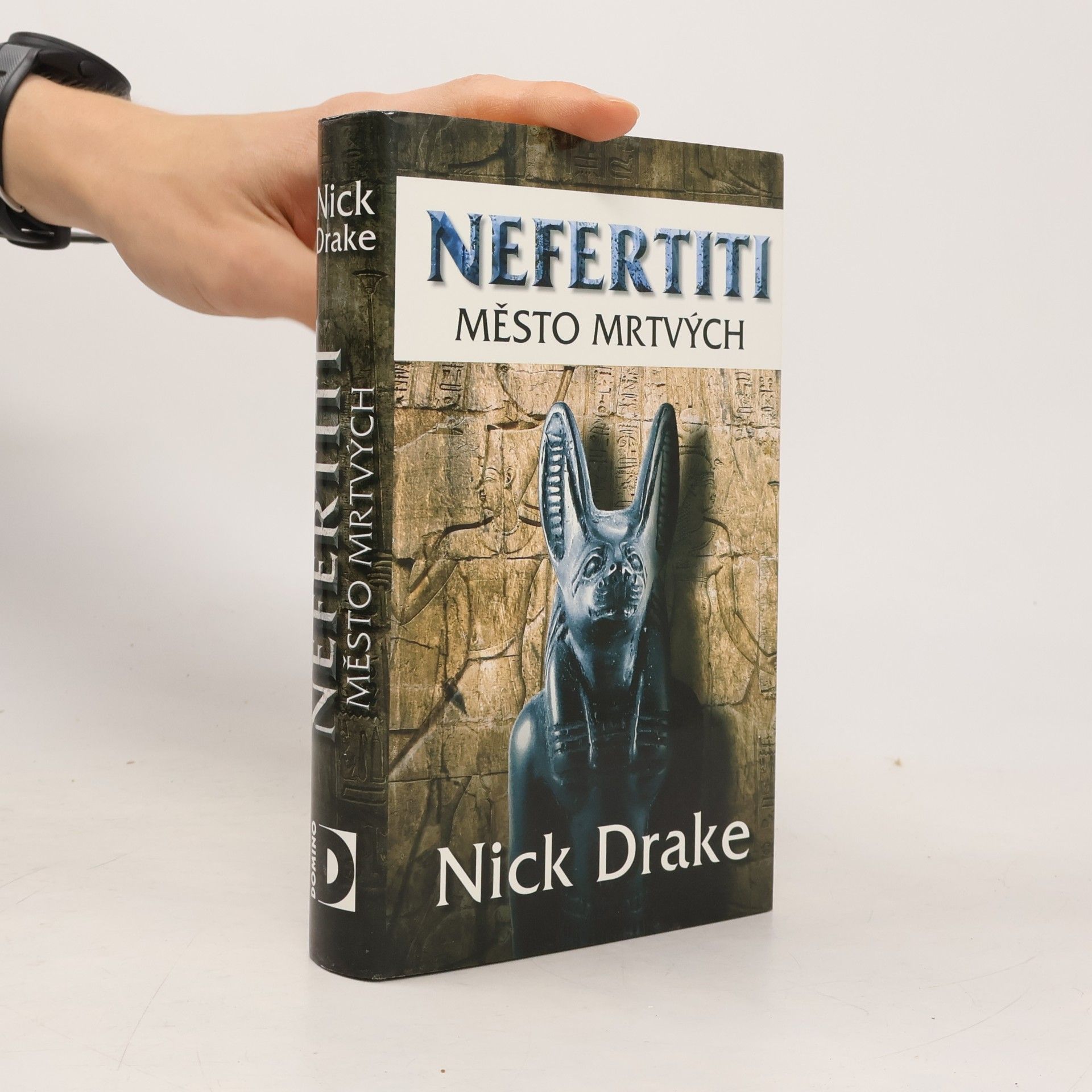 Nick Drake Nefertiti: Město mrtvých