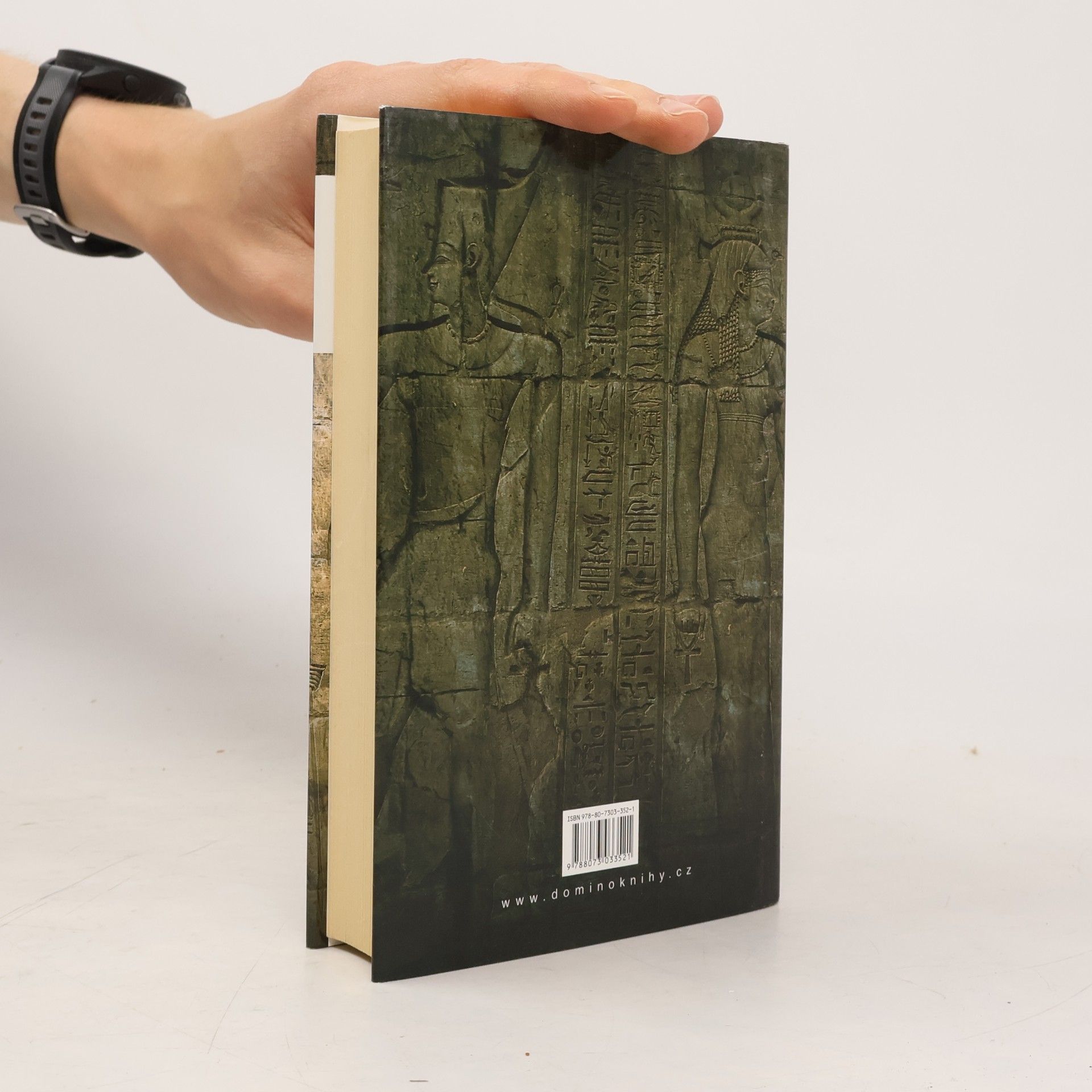 Nick Drake Nefertiti: Město mrtvých