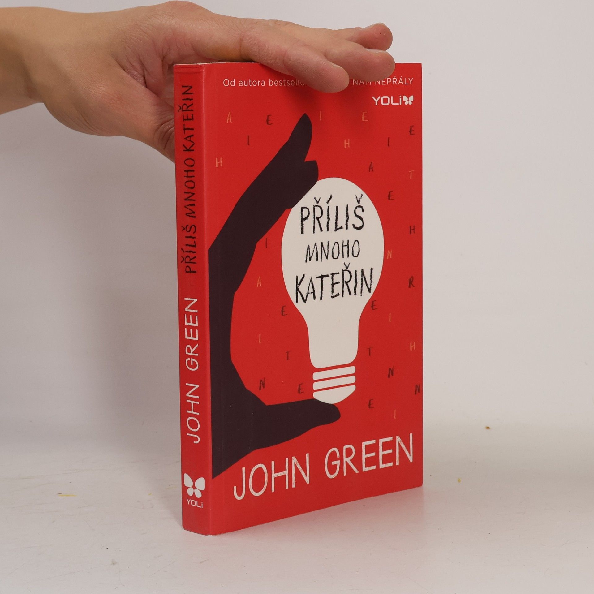 John Green Příliš mnoho Kateřin
