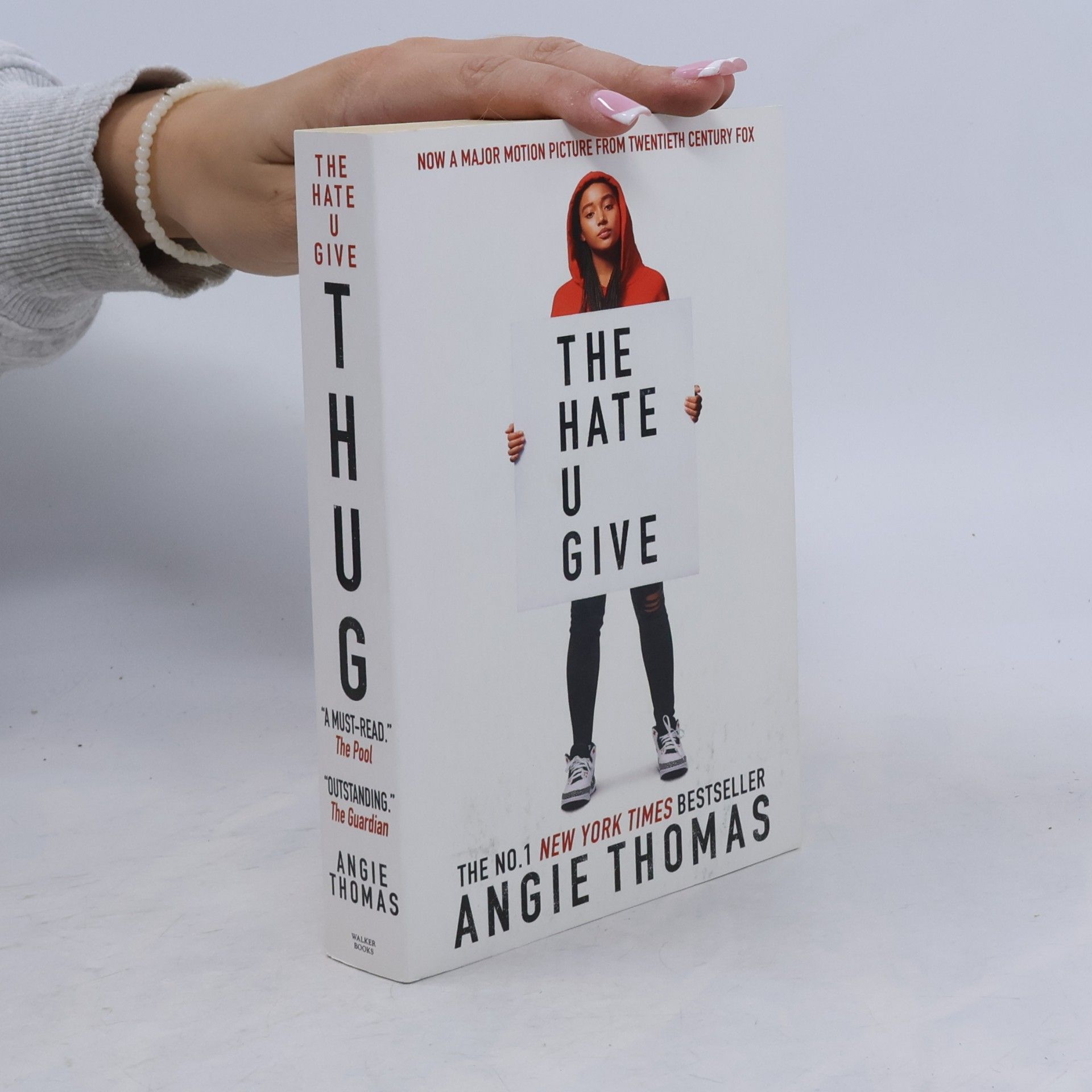 Angie Thomas The Hate U Give