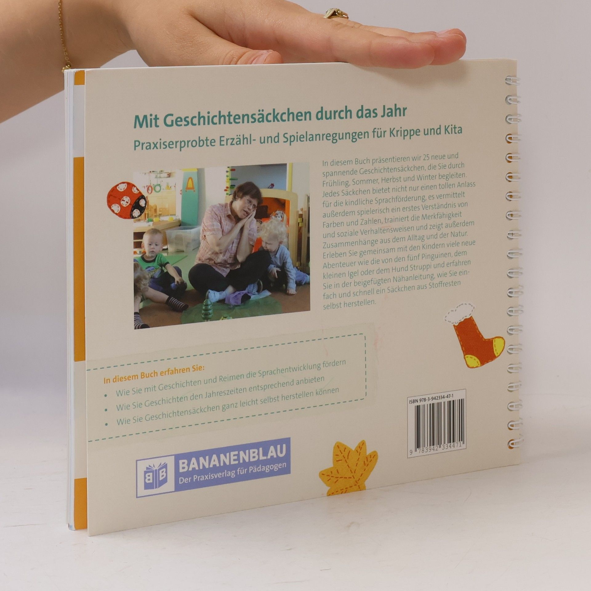 Susanne Oestreicher Mit Geschichtensäckchen durch das Jahr