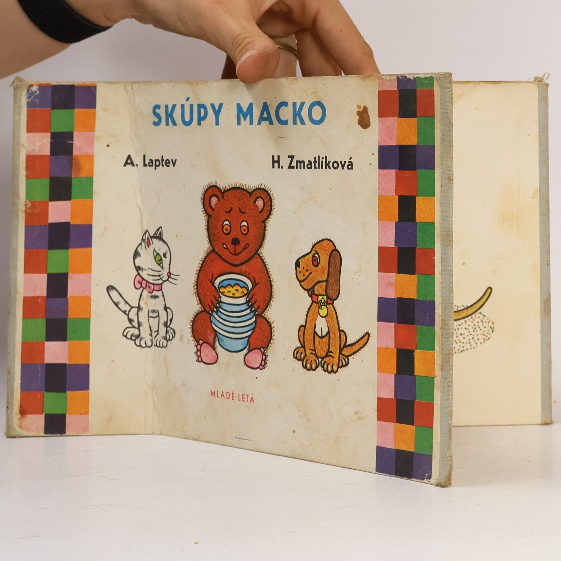 Alexej Laptev Skúpy macko