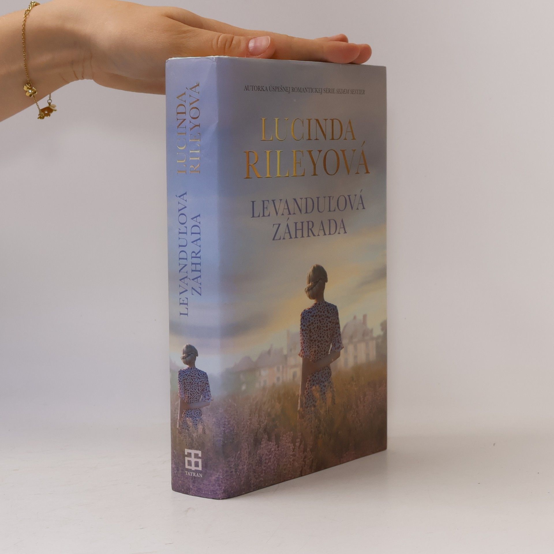 Lucinda Riley Levanduľová záhrada