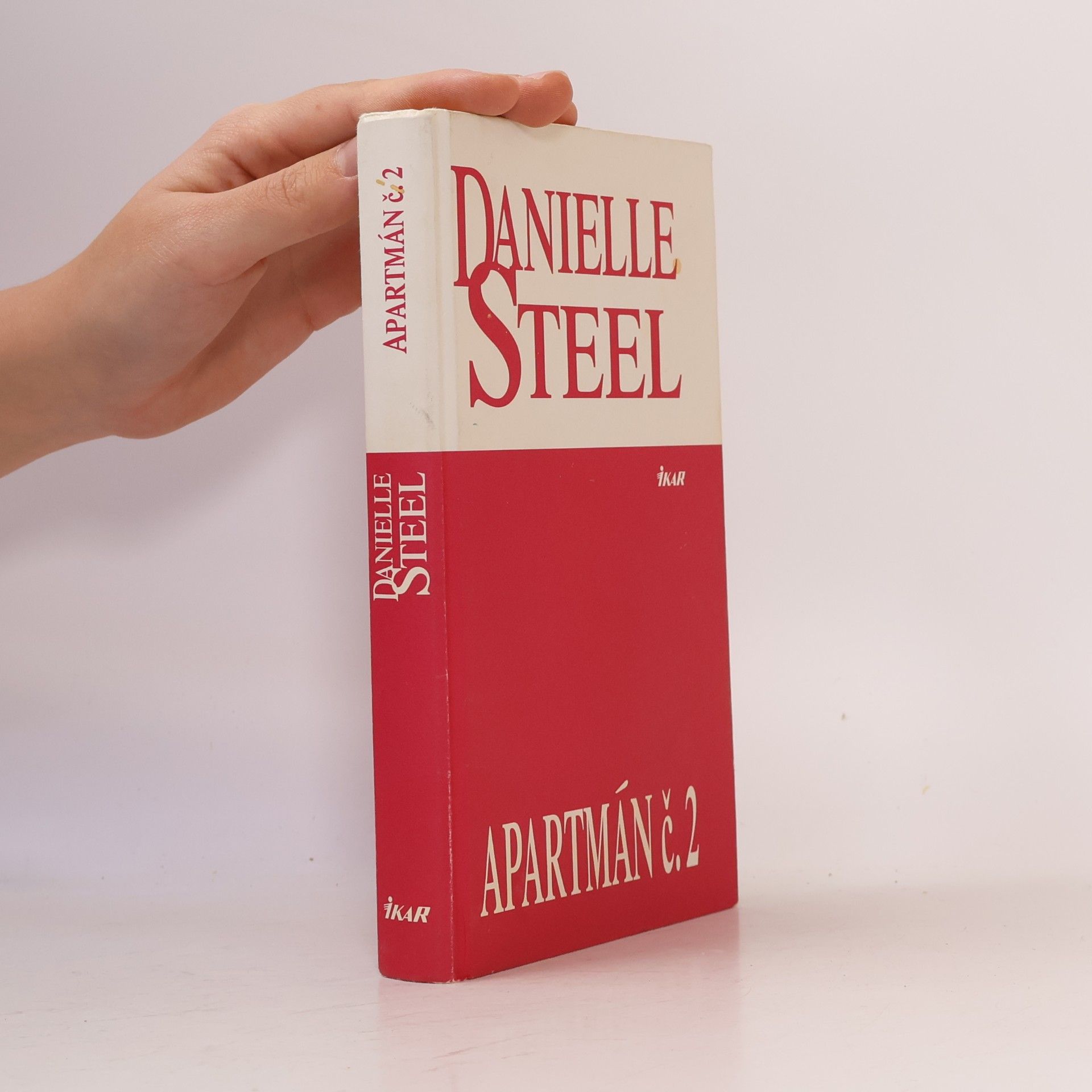 Danielle Steel Apartmán č.2