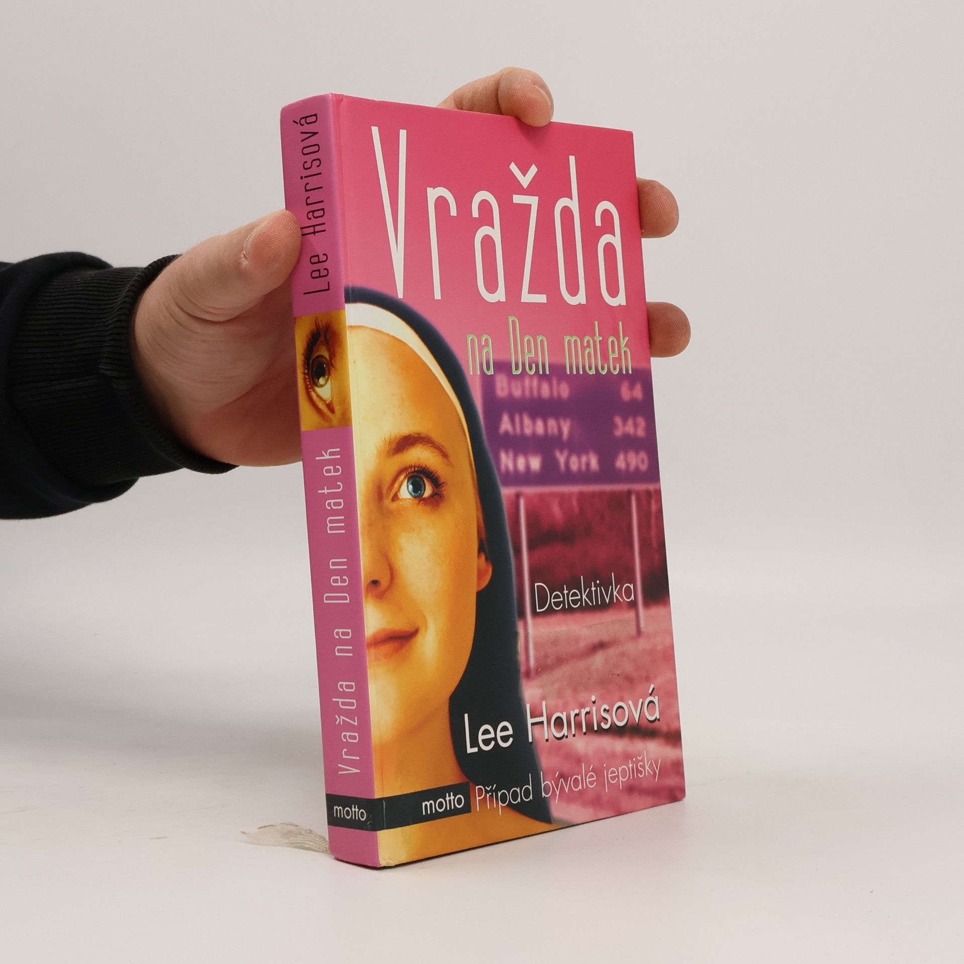 Lee Harris Vražda na Den matek