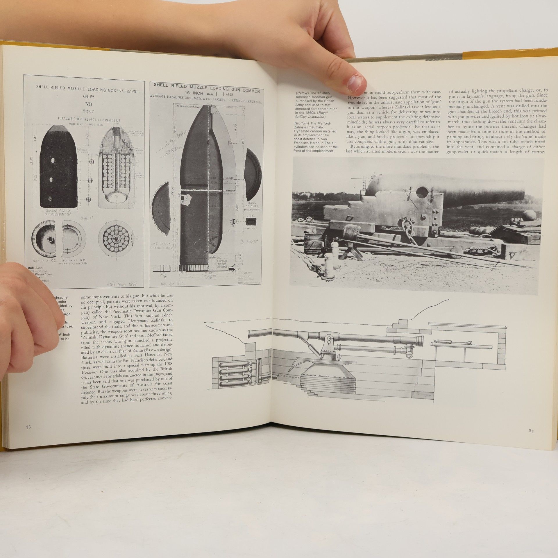 Ian V. Hogg A History of Artillery