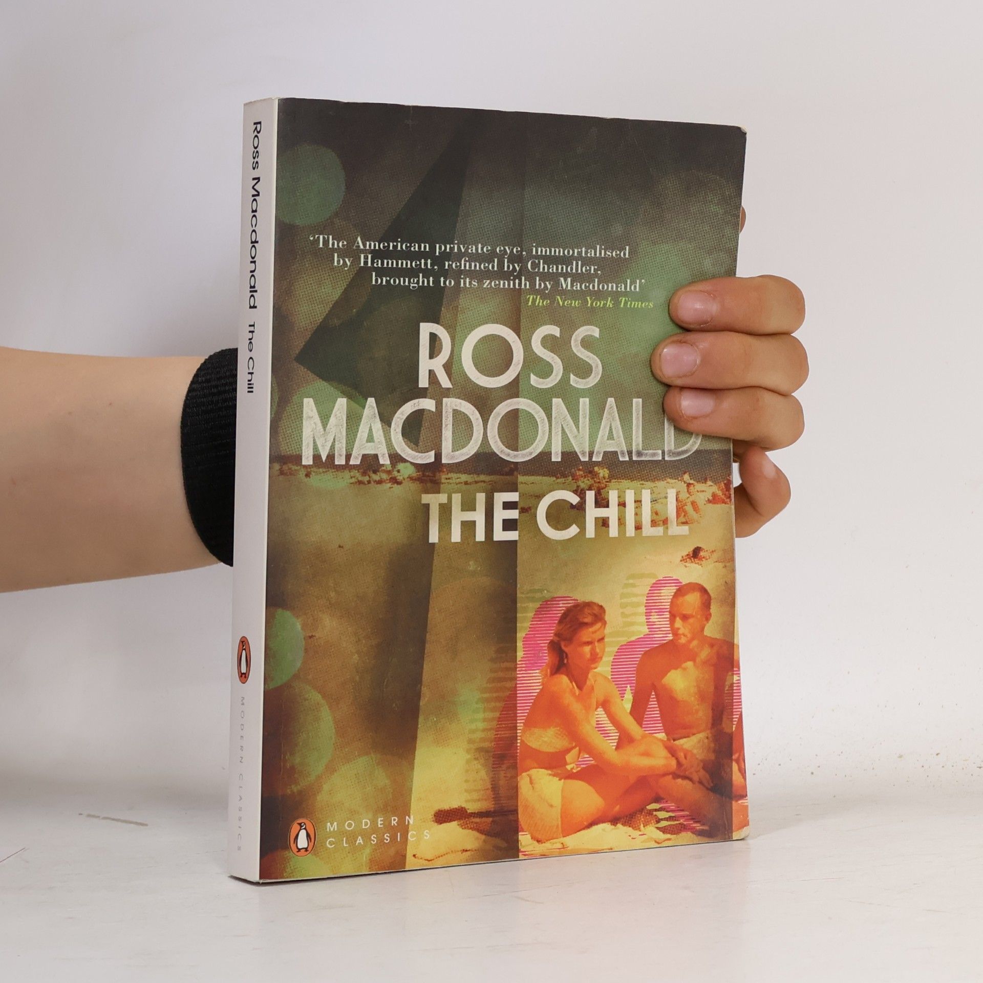 Ross Macdonald Modern Classics: The Chill