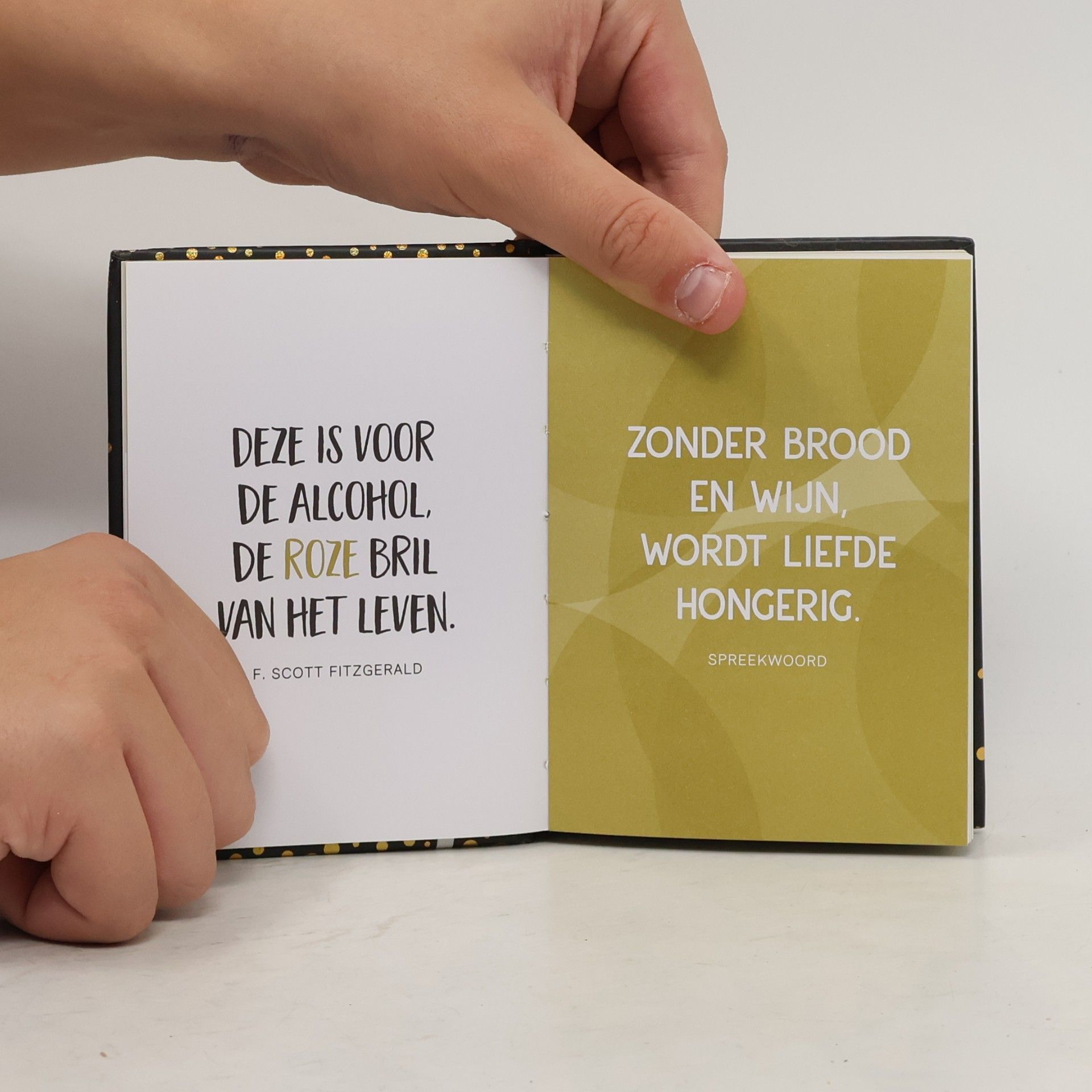 Cadeauboeken: Prosecco Is Always The Answer