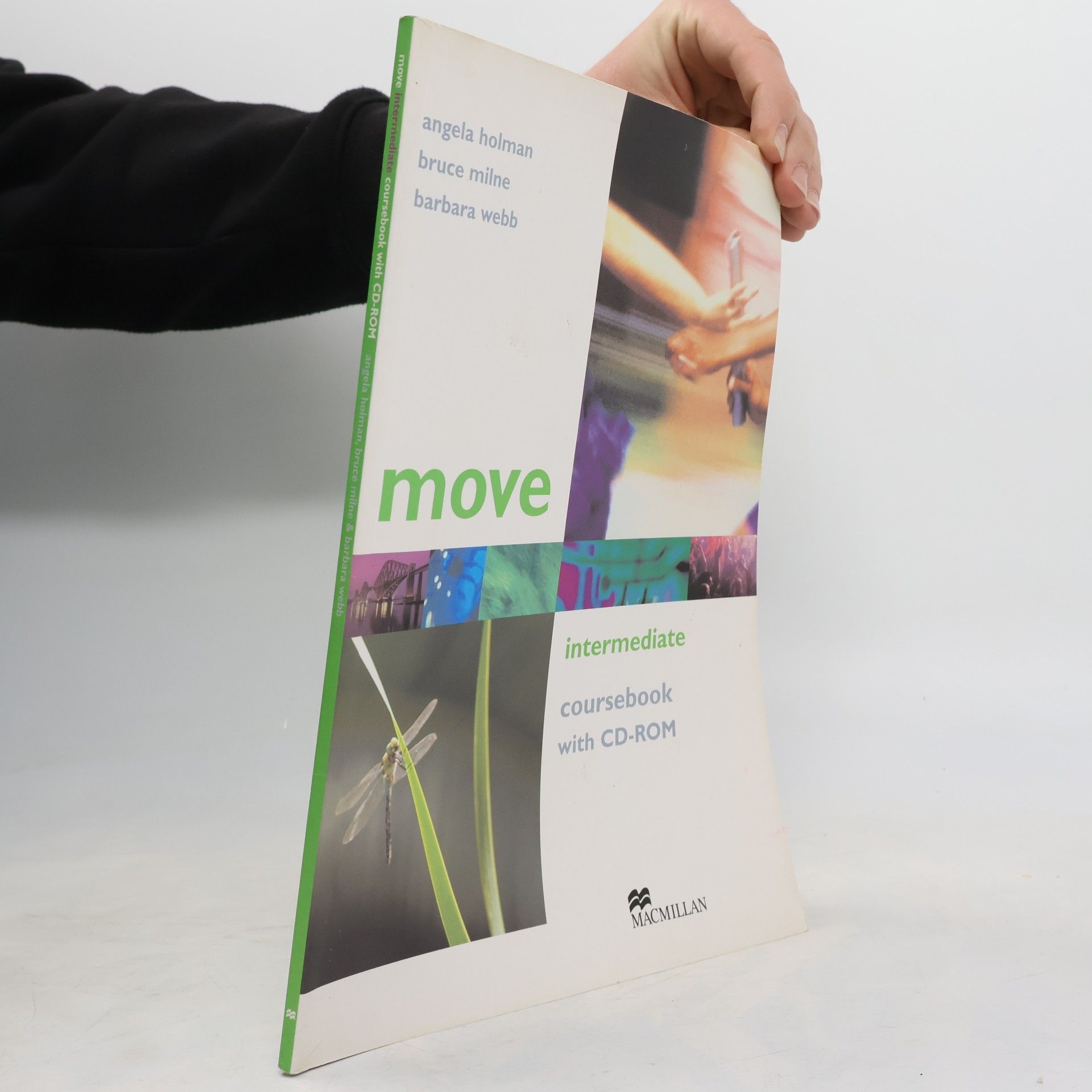 Move. Intermediate. Coursebook