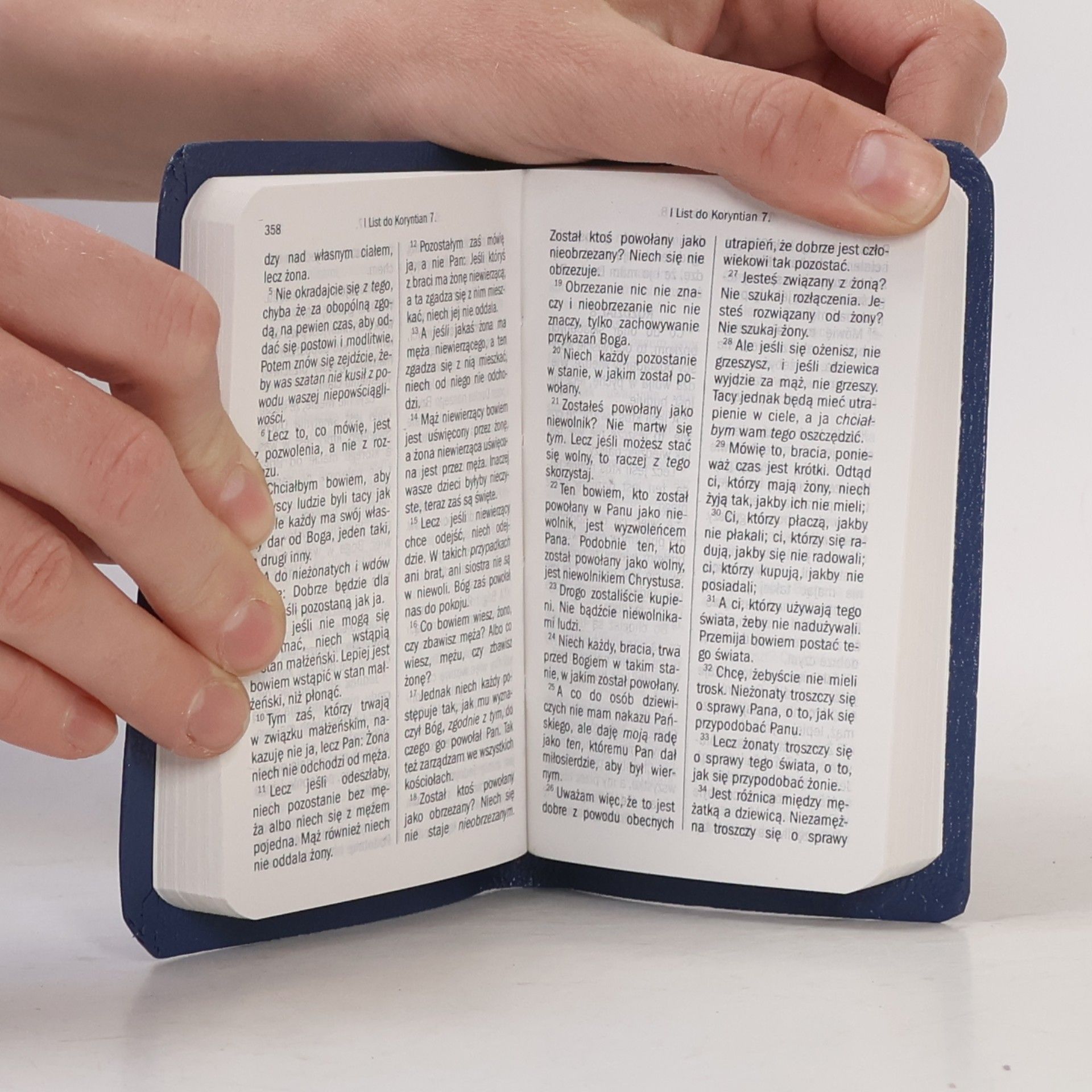 Various authors Nowy testament z ksiegami psalmów i przyslów