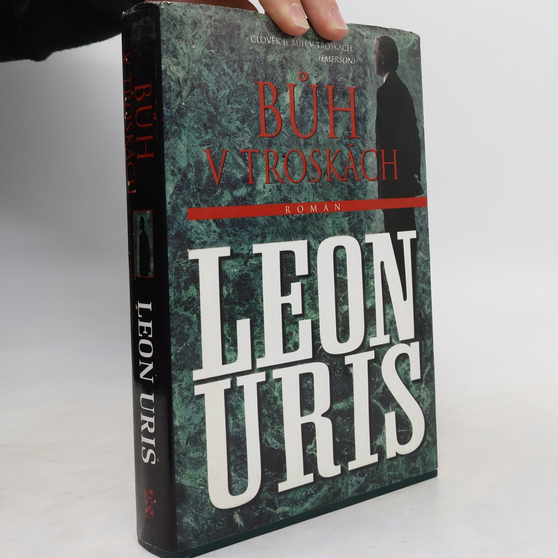 Leon Uris Bůh v troskách