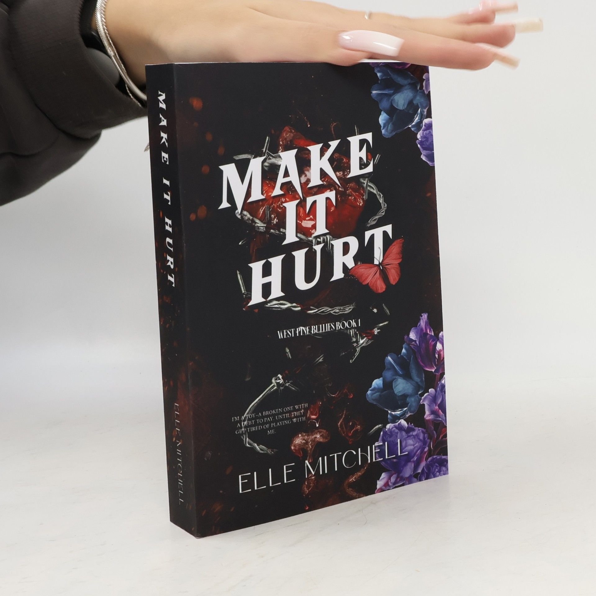 Mitchell, Elle Make It Hurt: A Dark Why Choose Bully Romance (West Pine Bullies, Band 1)
