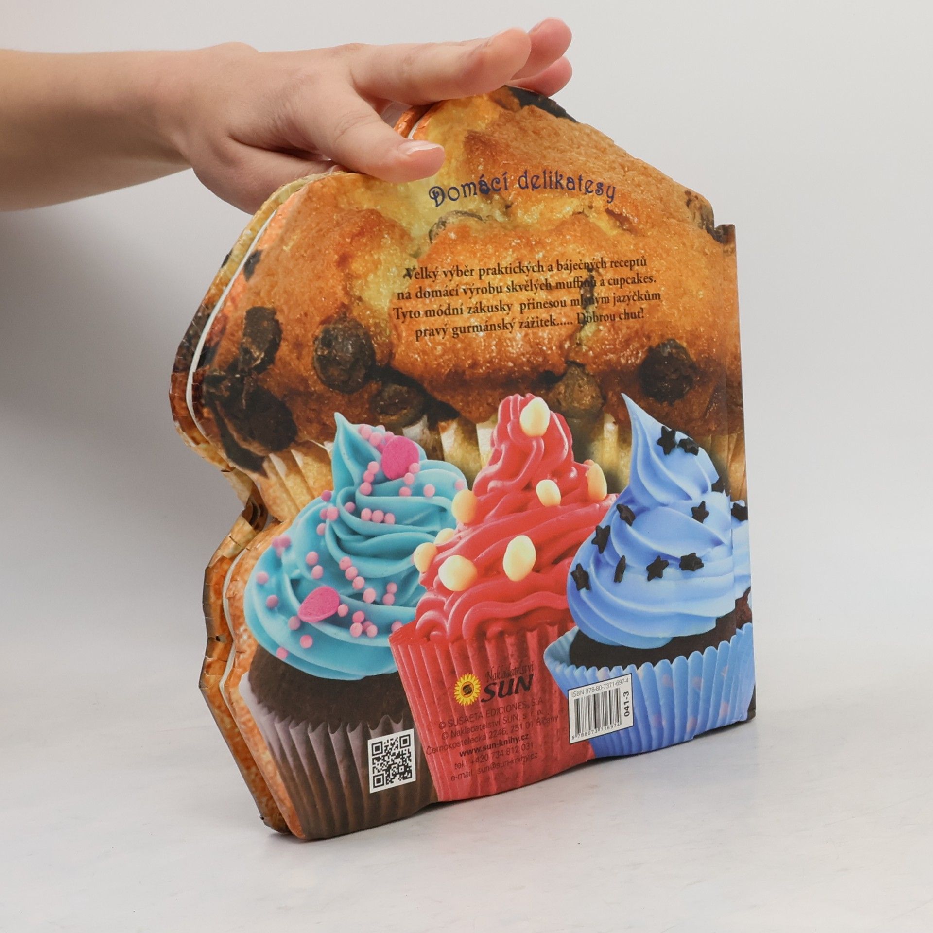 Various authors Cupcakes a muffiny