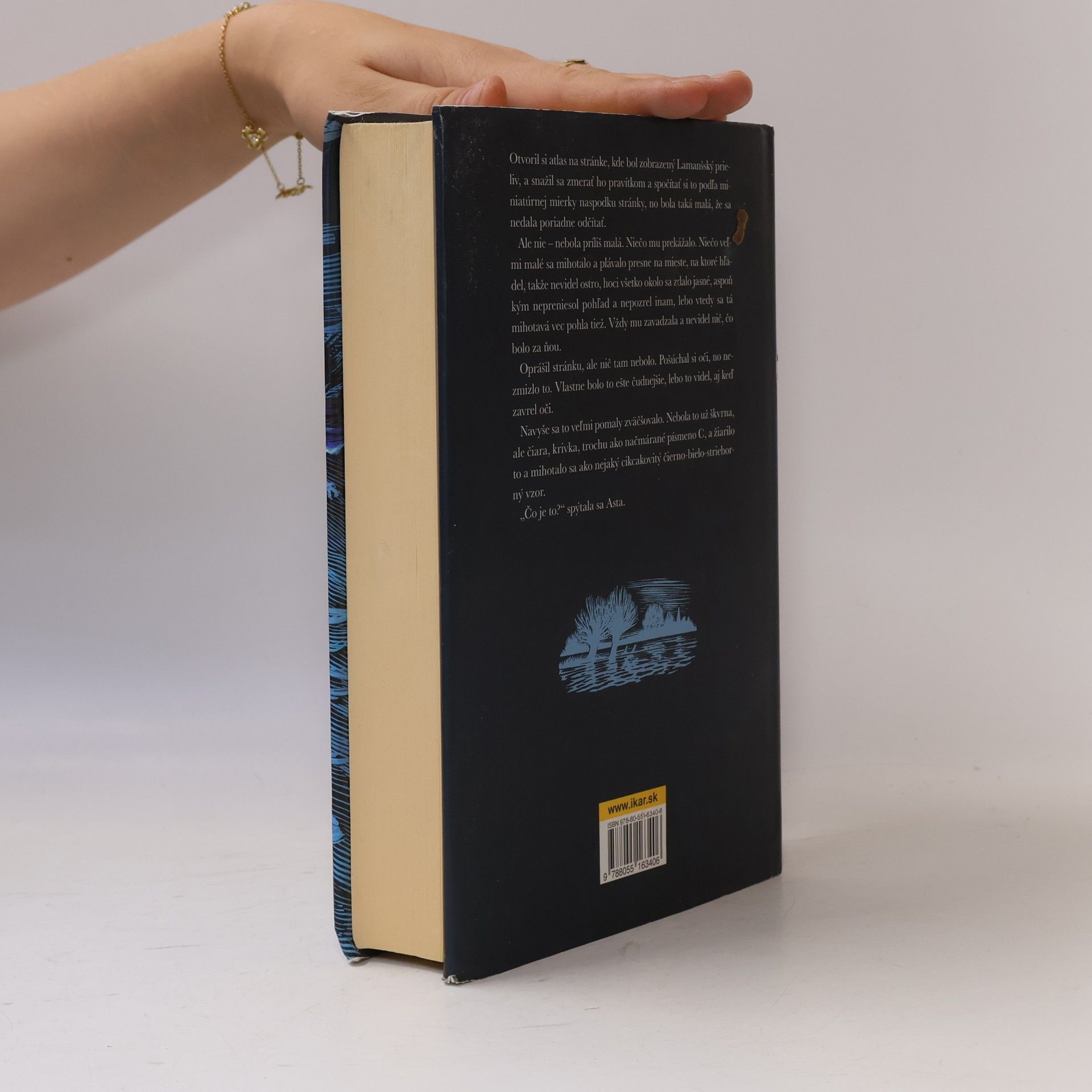 Philip Pullman Kniha Prachu 1: La Belle Sauvage