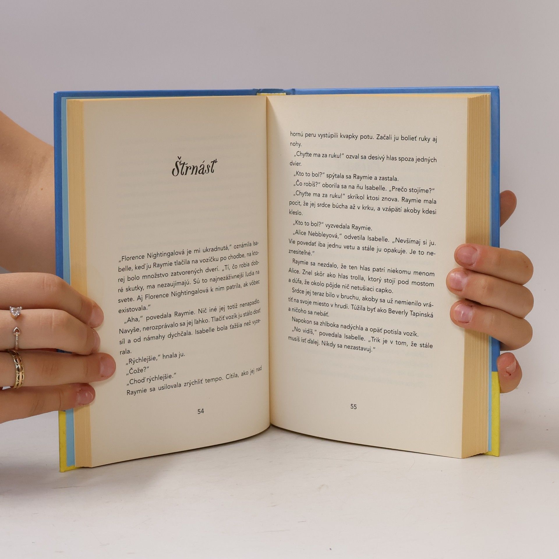 Kate DiCamillo Raymie Nightingalová