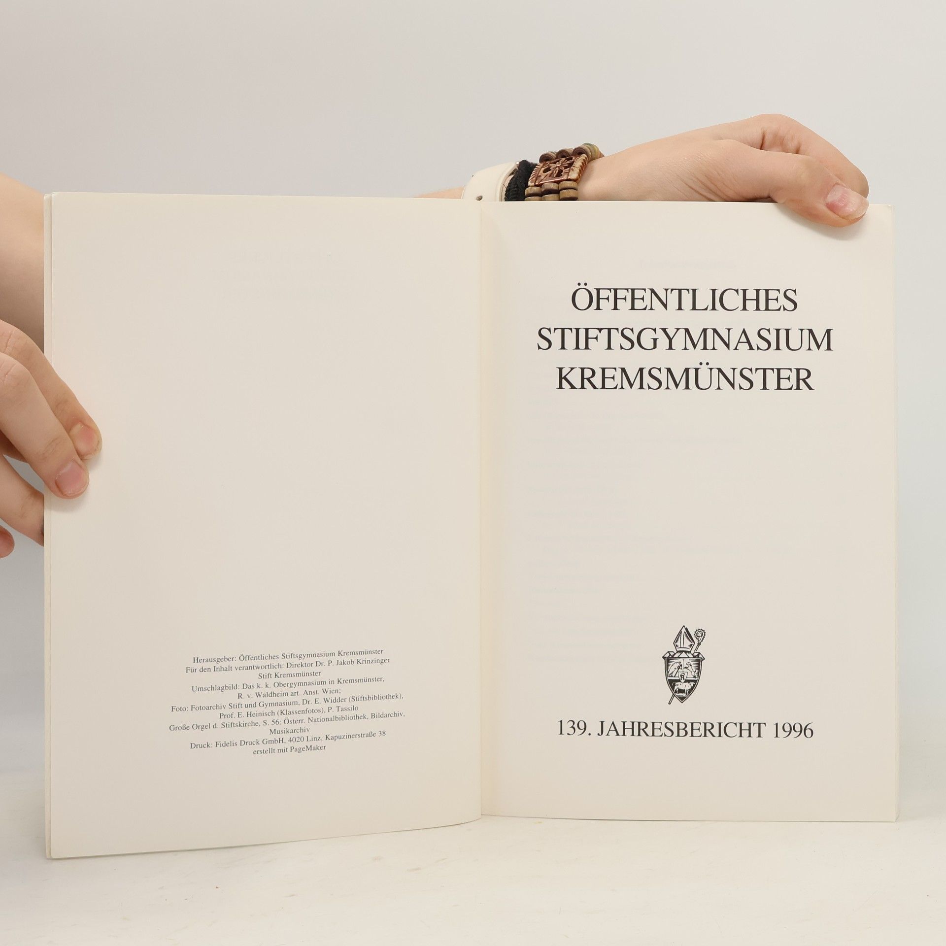 R. V. Waldheim Art. Anst. Wien Öffentliches Stiftsgymnasium Kremsmünster