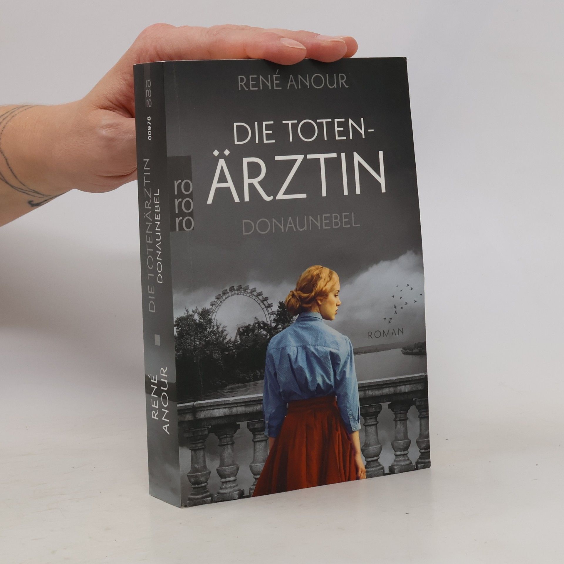 René Anour Die Totenärztin: Donaunebel