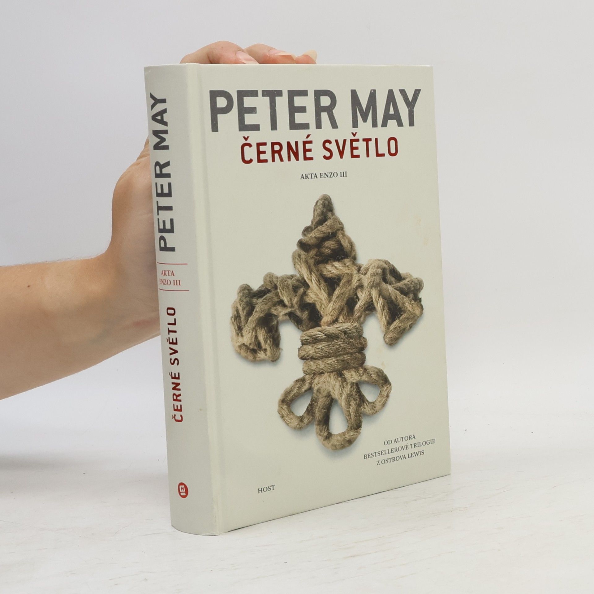 Peter May Černé světlo