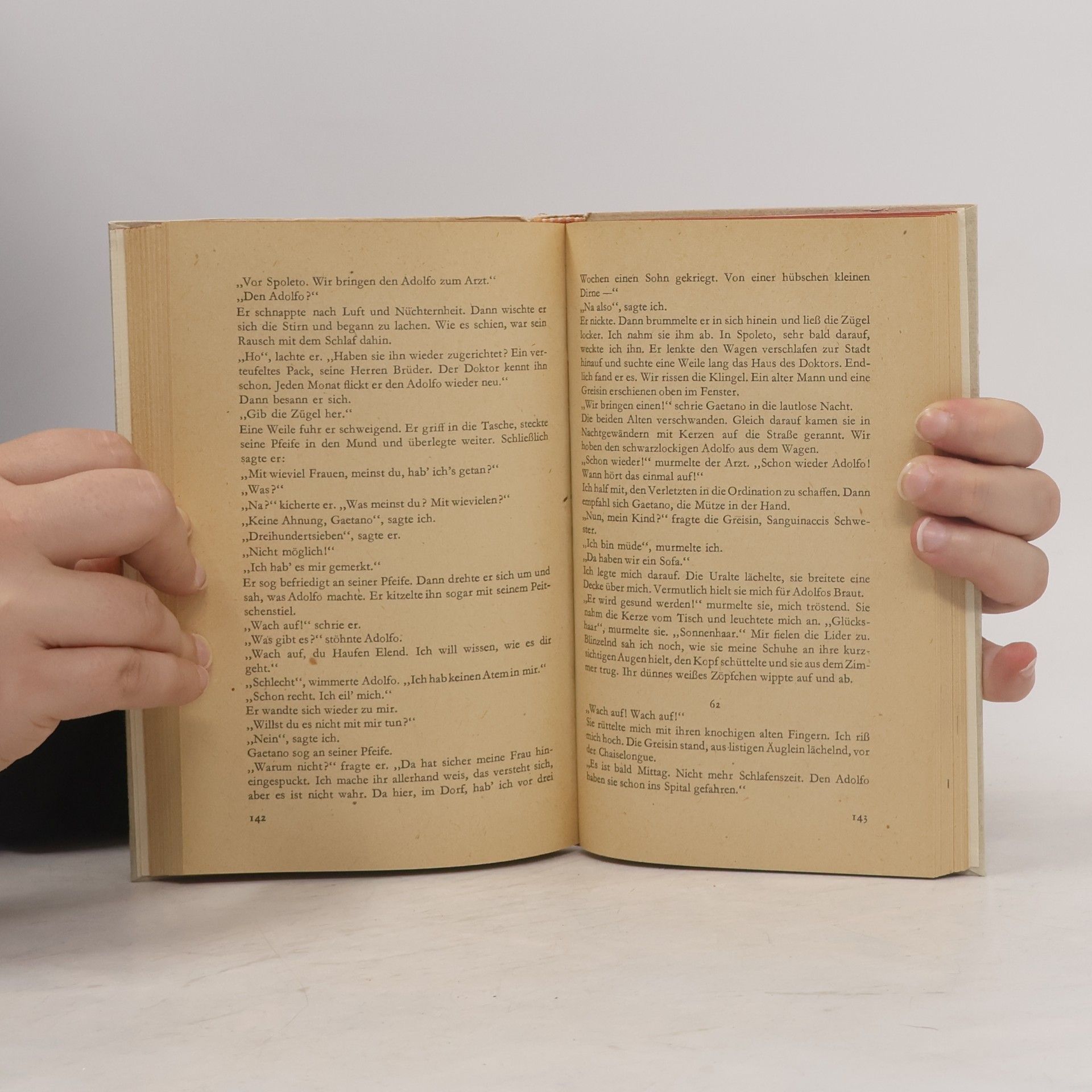 Hilde Spiel Flöte und Trommeln