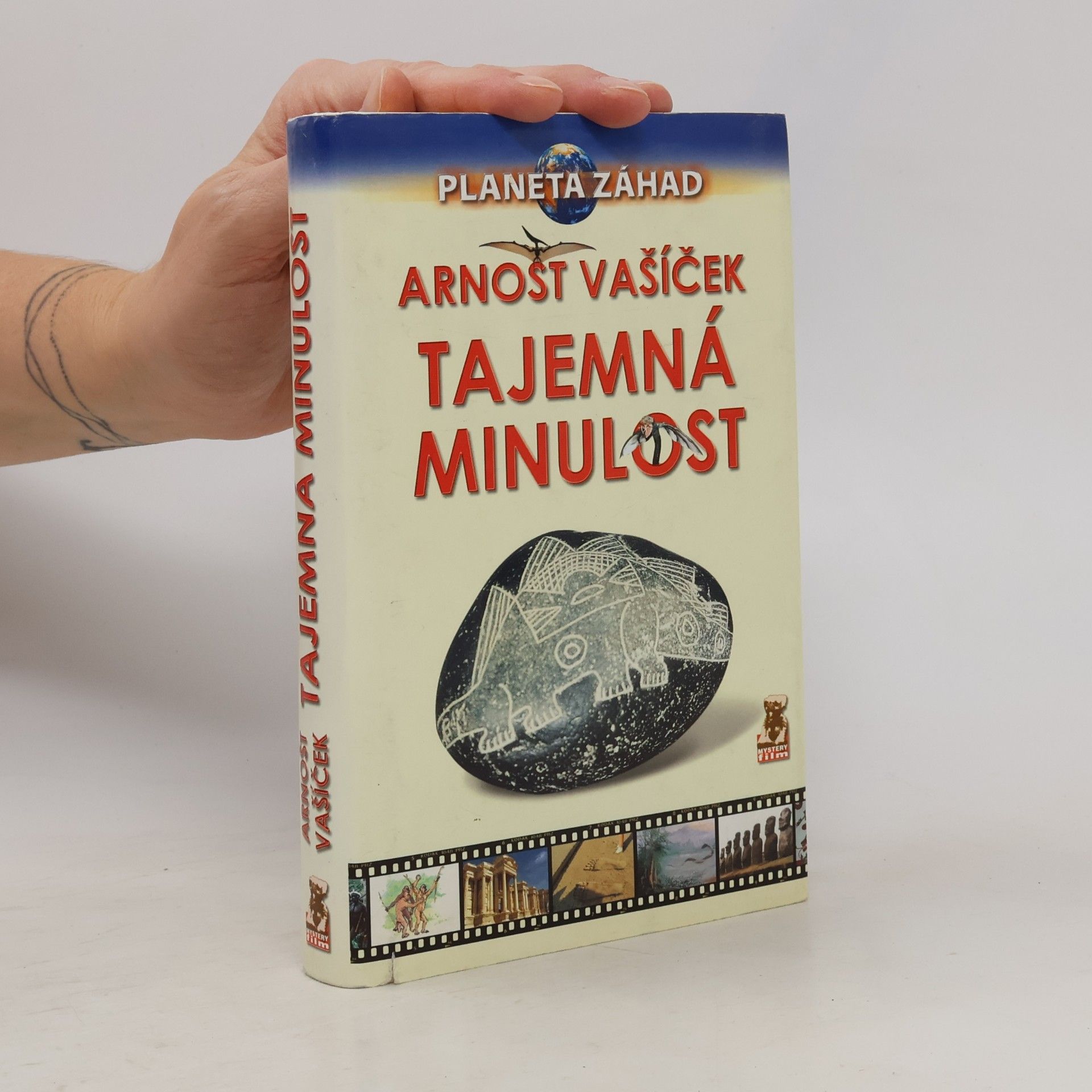 Arnošt Vašíček Planeta záhad. I. díl, Tajemná minulost
