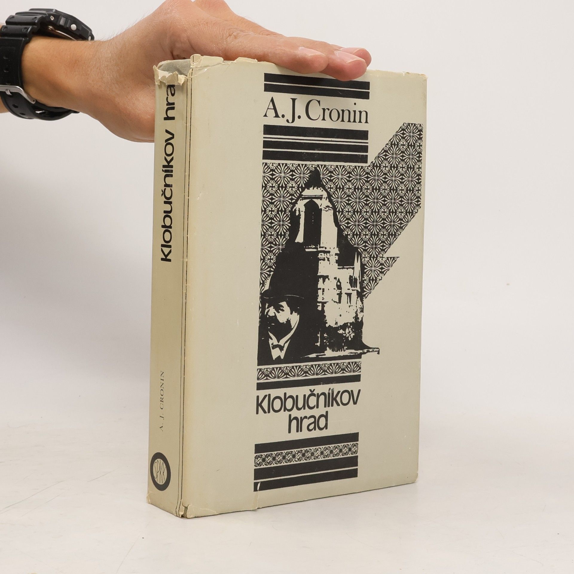 A. J. Cronin Klobučníkov hrad
