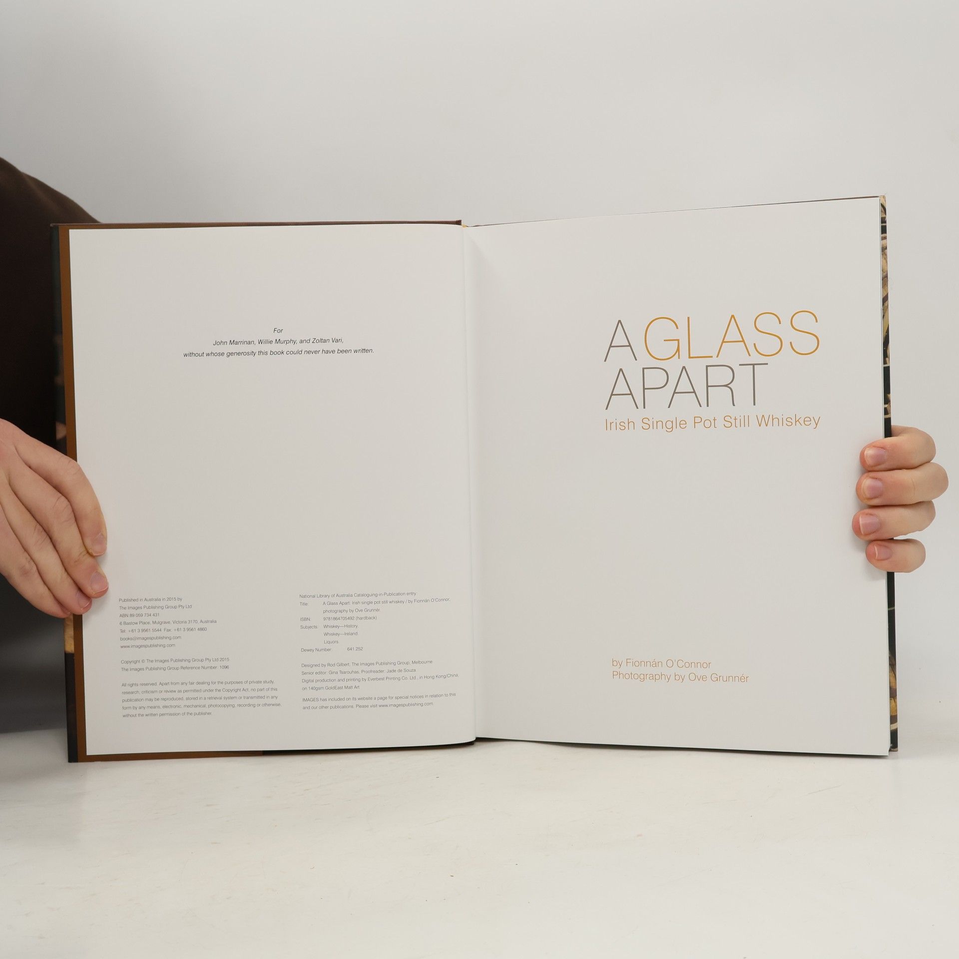 Fionnán O'Connor A Glass Apart