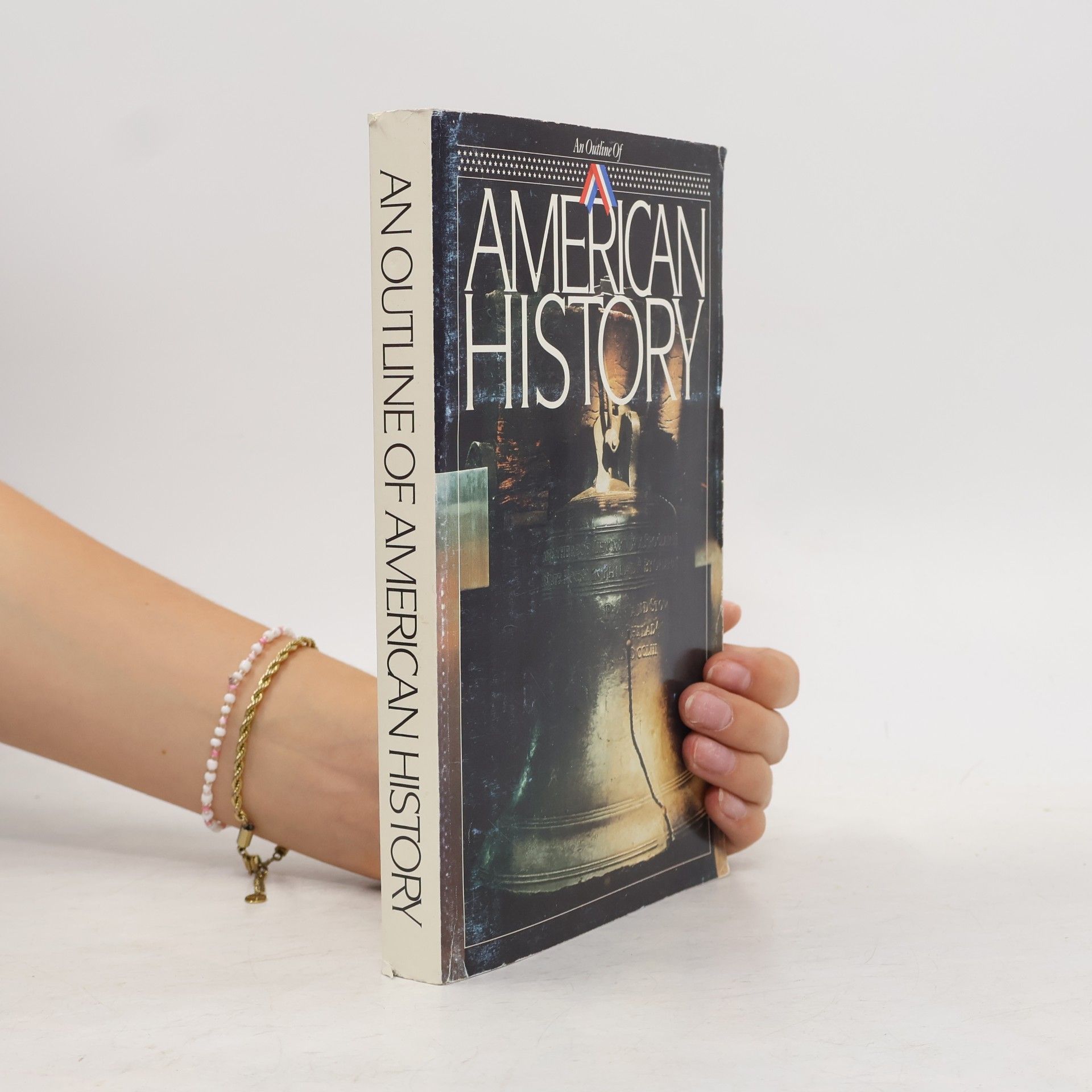 kolektiv An Outline of American History