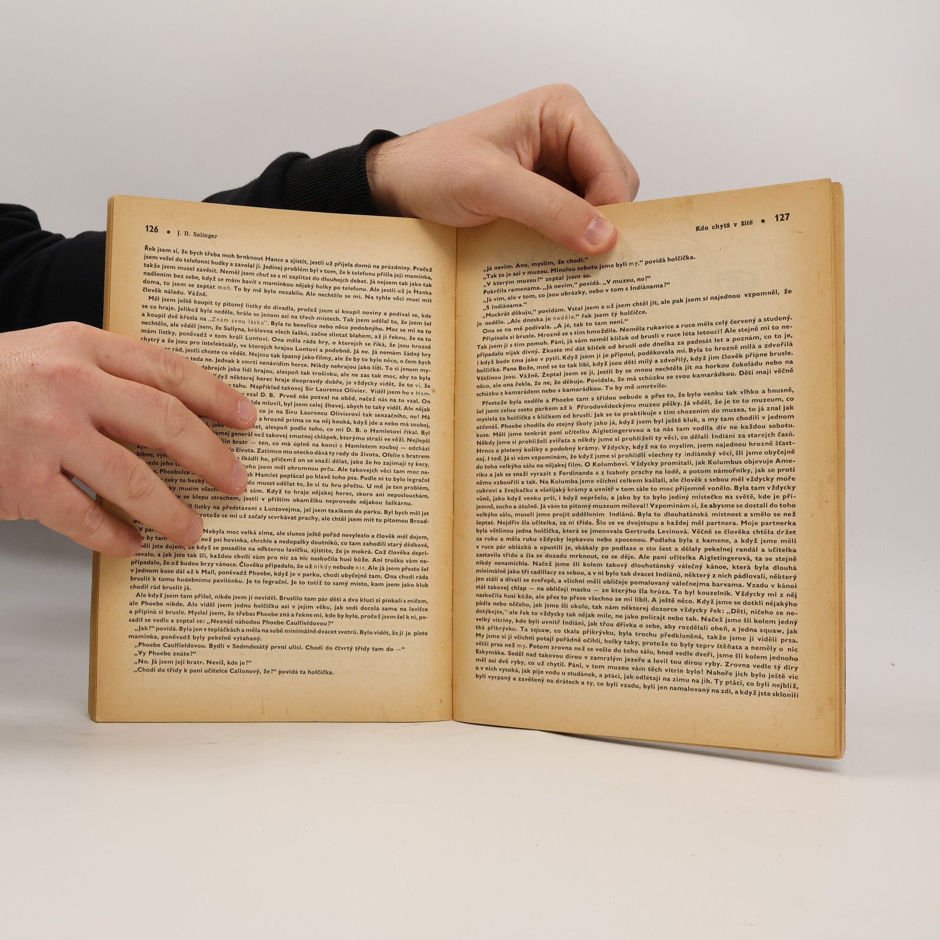 Autorenkollektiv Světová literatura 4/1960