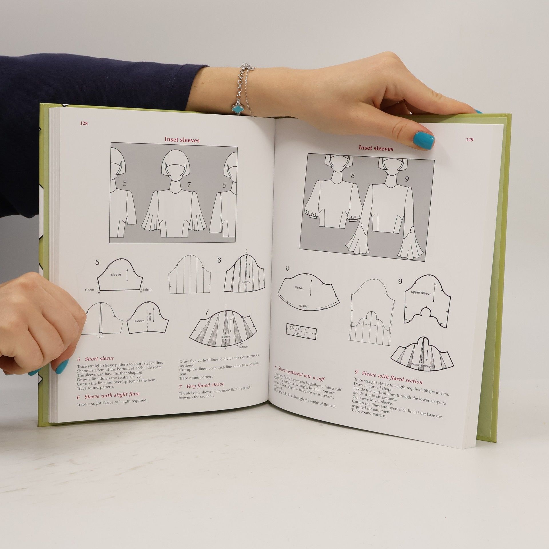 Winifred Aldrich Metric Pattern Cutting for Women's Wear