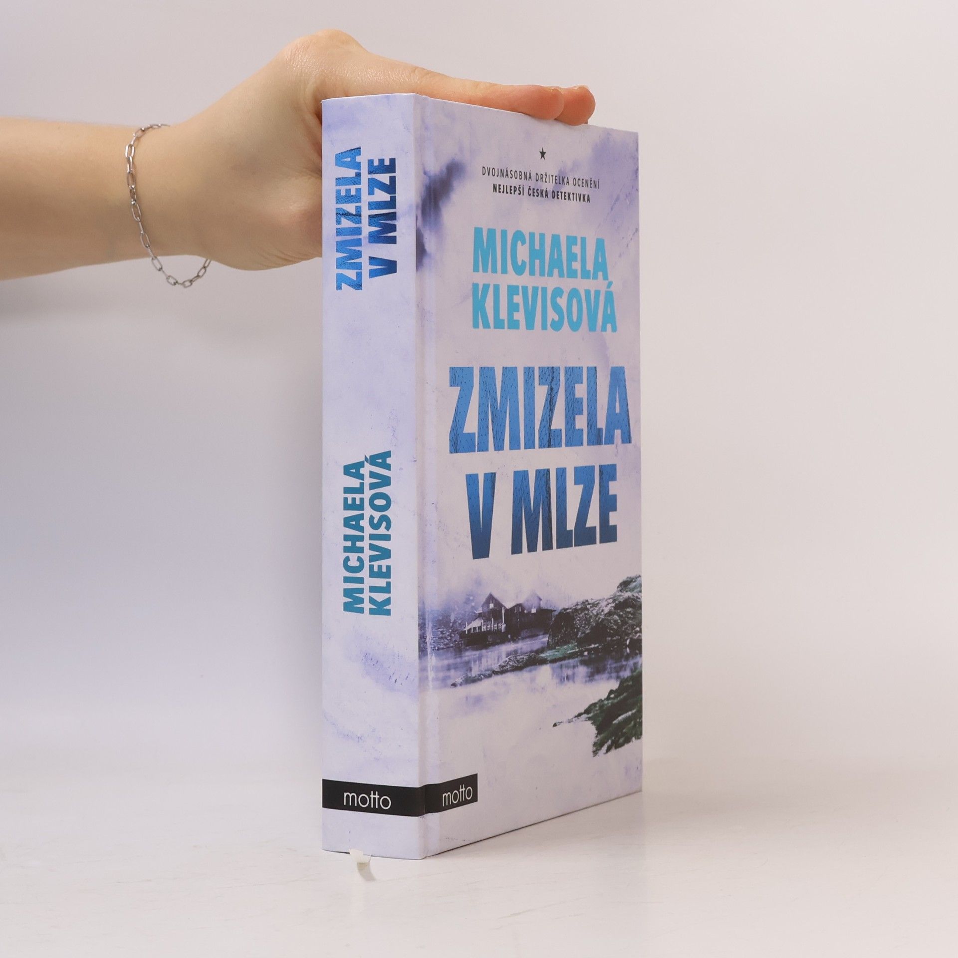 Michaela Klevisová Zmizela v mlze