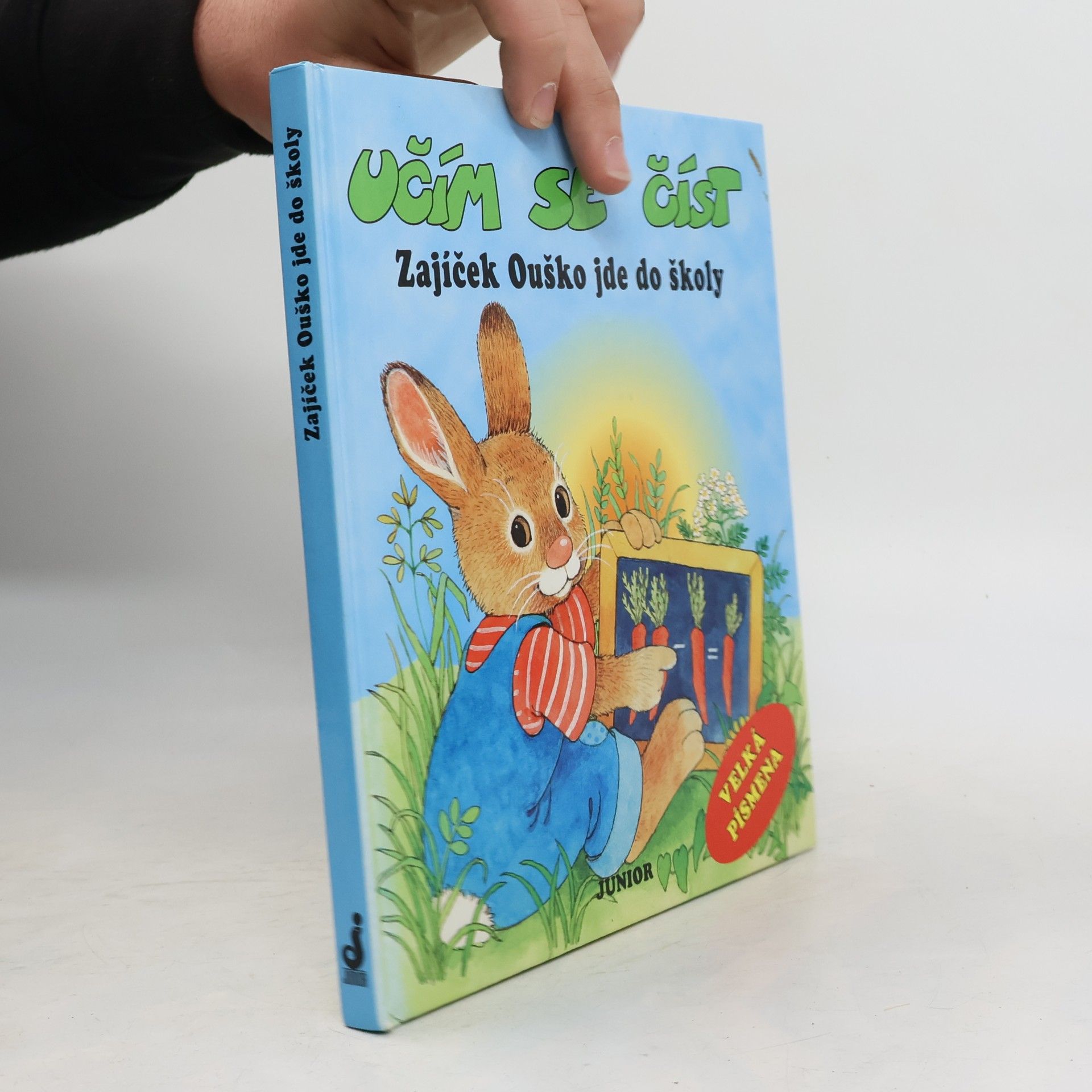 Učím se číst. Zajíček Ouško jde do školy