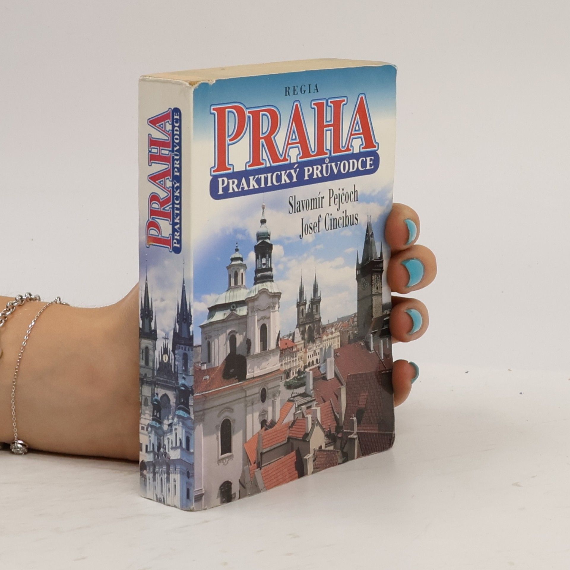 Praha : praktický průvodce